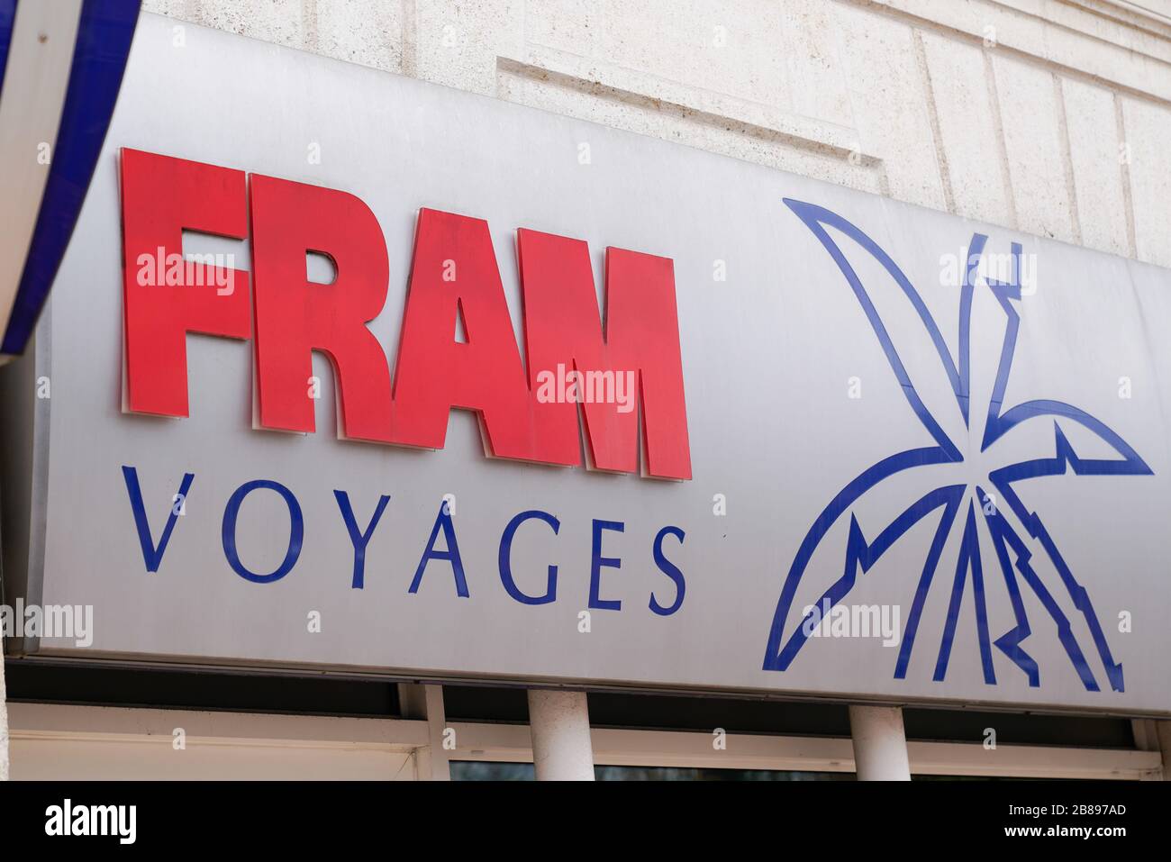 Bordeaux, Aquitanien/Frankreich - 03 11 2020: Fram Voyages Logo Shop Boutique französische Reisebüros Büro Freizeithändler Stockfoto