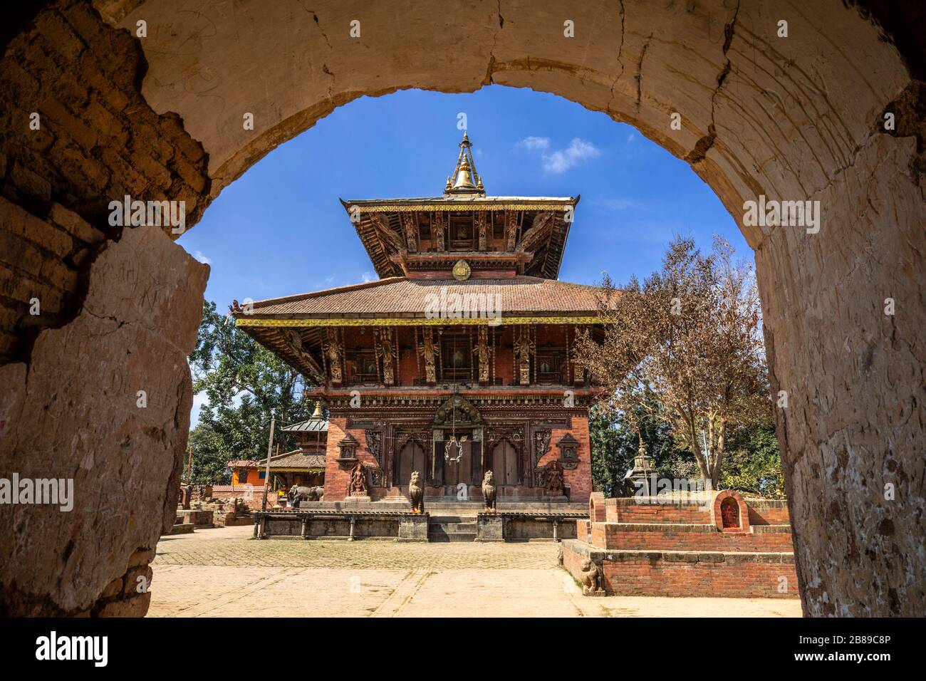Changu Narayan Tempel im Dorf Changu in der Nähe von Bhaktapur, dem ältesten Hindu Tempel in Nepal Stockfoto