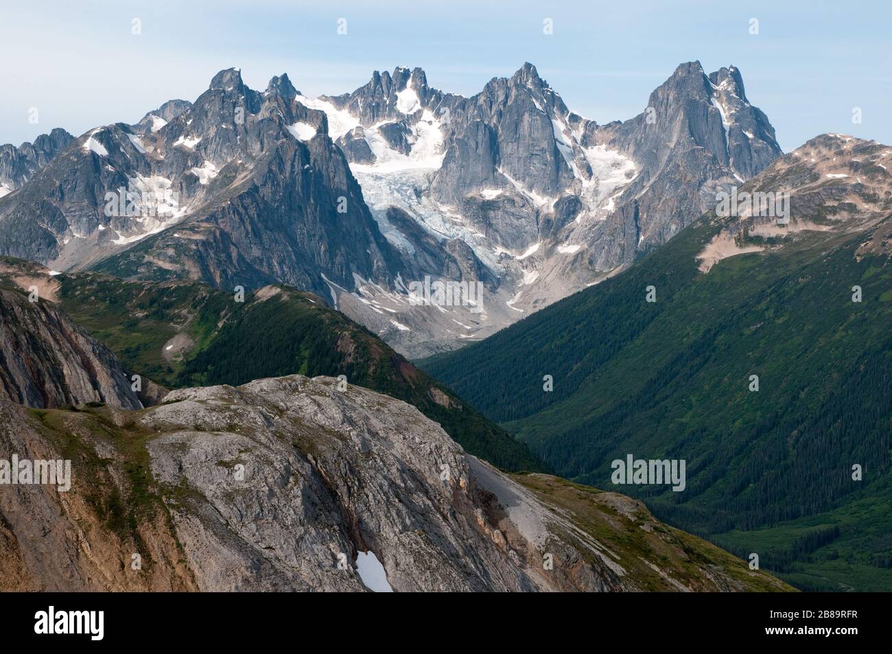 Valhalla Mountain, in den Bounary Ranges der Coast Mountains, oberhalb des Stikine River Valley, im Norden British Columbias, Kanada. Stockfoto
