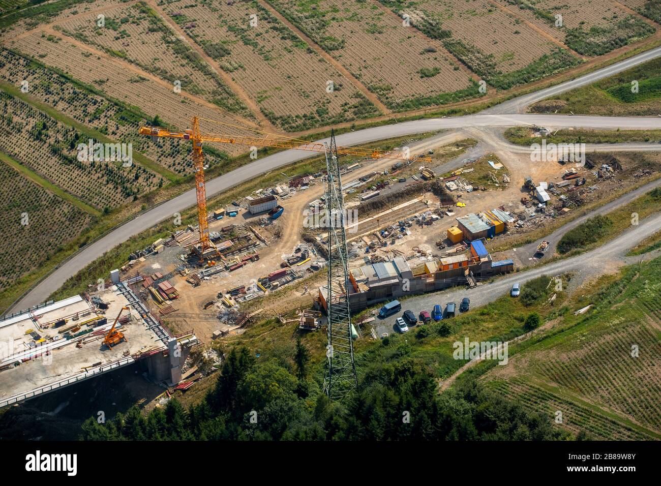 , Brücke und Autobahnkreuz Bestwig vom Motorweg A 46, 13.08.2015, Luftbild, Deutschland, Nordrhein-Westfalen, Sauerland, Bestwig Stockfoto