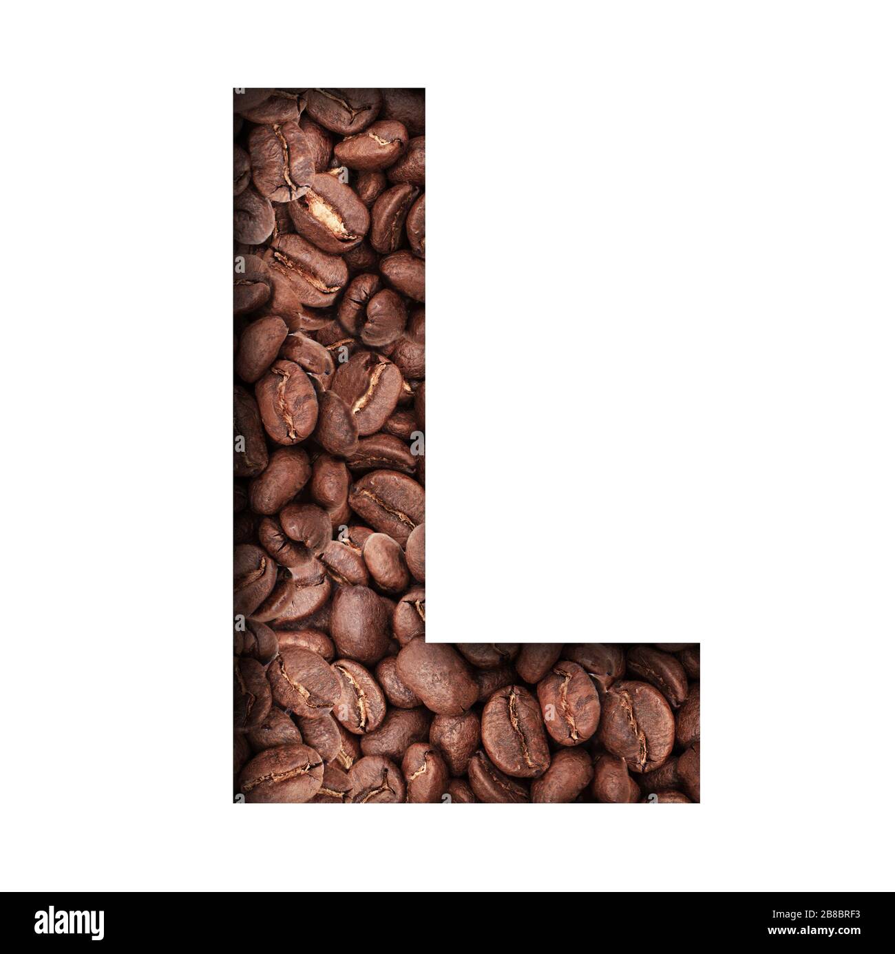 Schablone des Buchstabens L auf einem Hintergrund von Kaffeebohnen. Für den Einsatz im Design Stockfoto