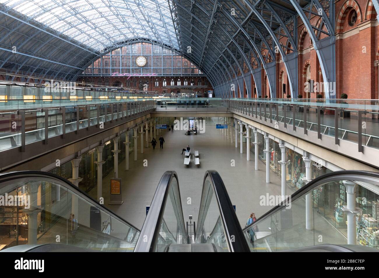 London St Pancras International Station desertierte während der Covid-19-Pandemie 2020 Stockfoto