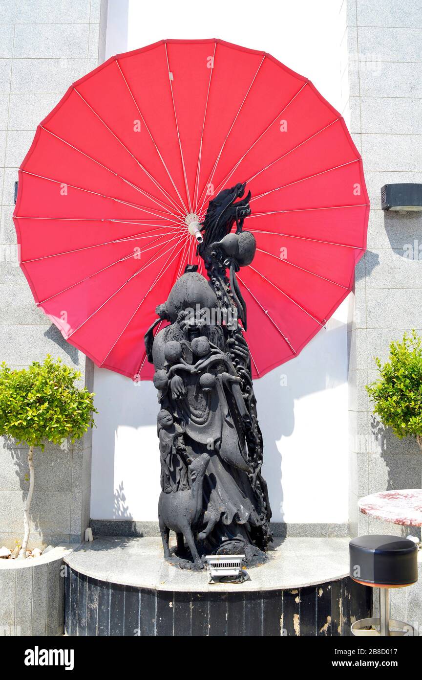 Statue von Guan Yu, einem chinesischen General, der während der späten östlichen Han-Dynastie unter dem Warlord Liu bei diente Stockfoto