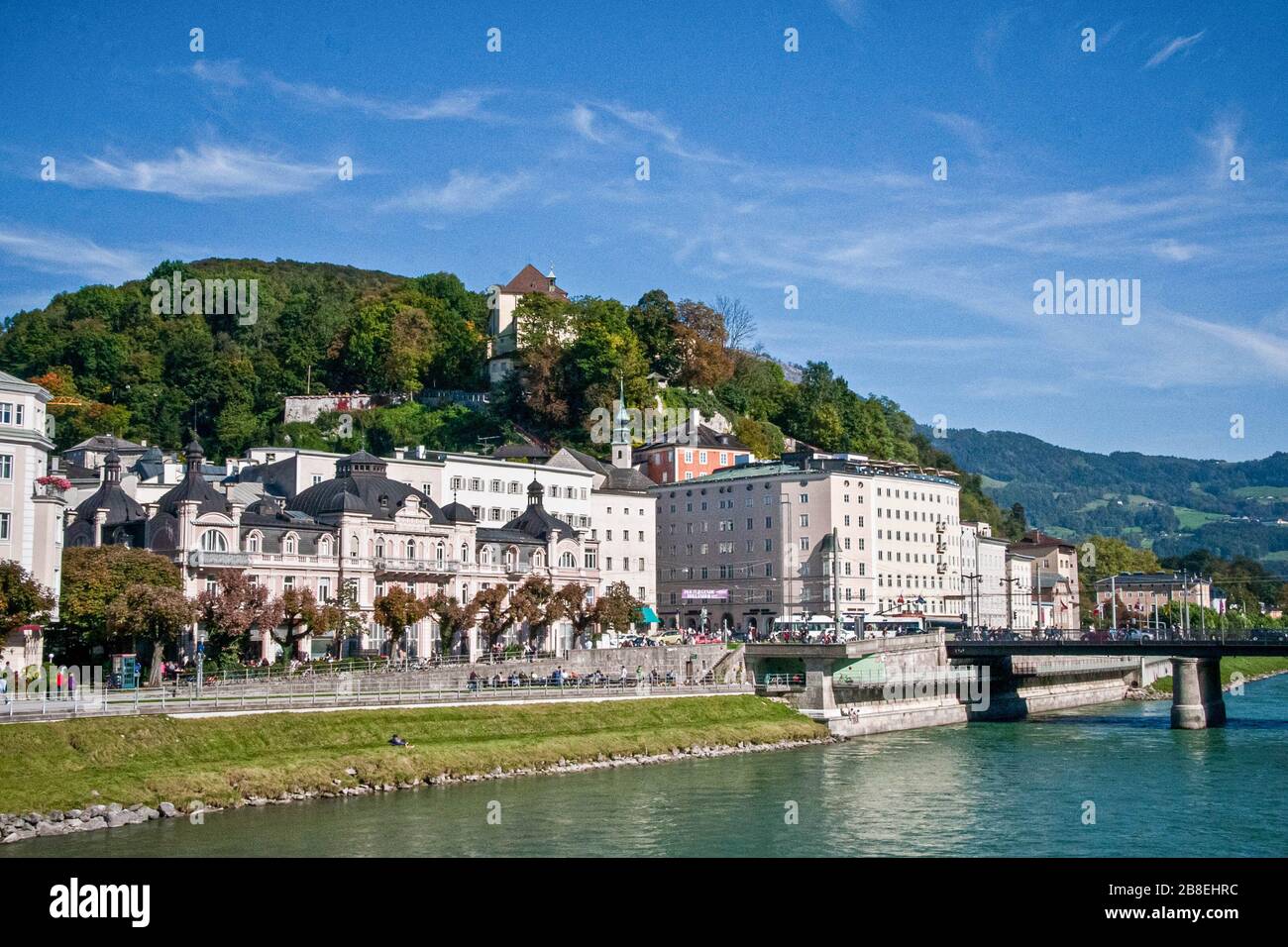 Berühmter Blick auf die Salzburger Altstadt, Österreich Stockfoto