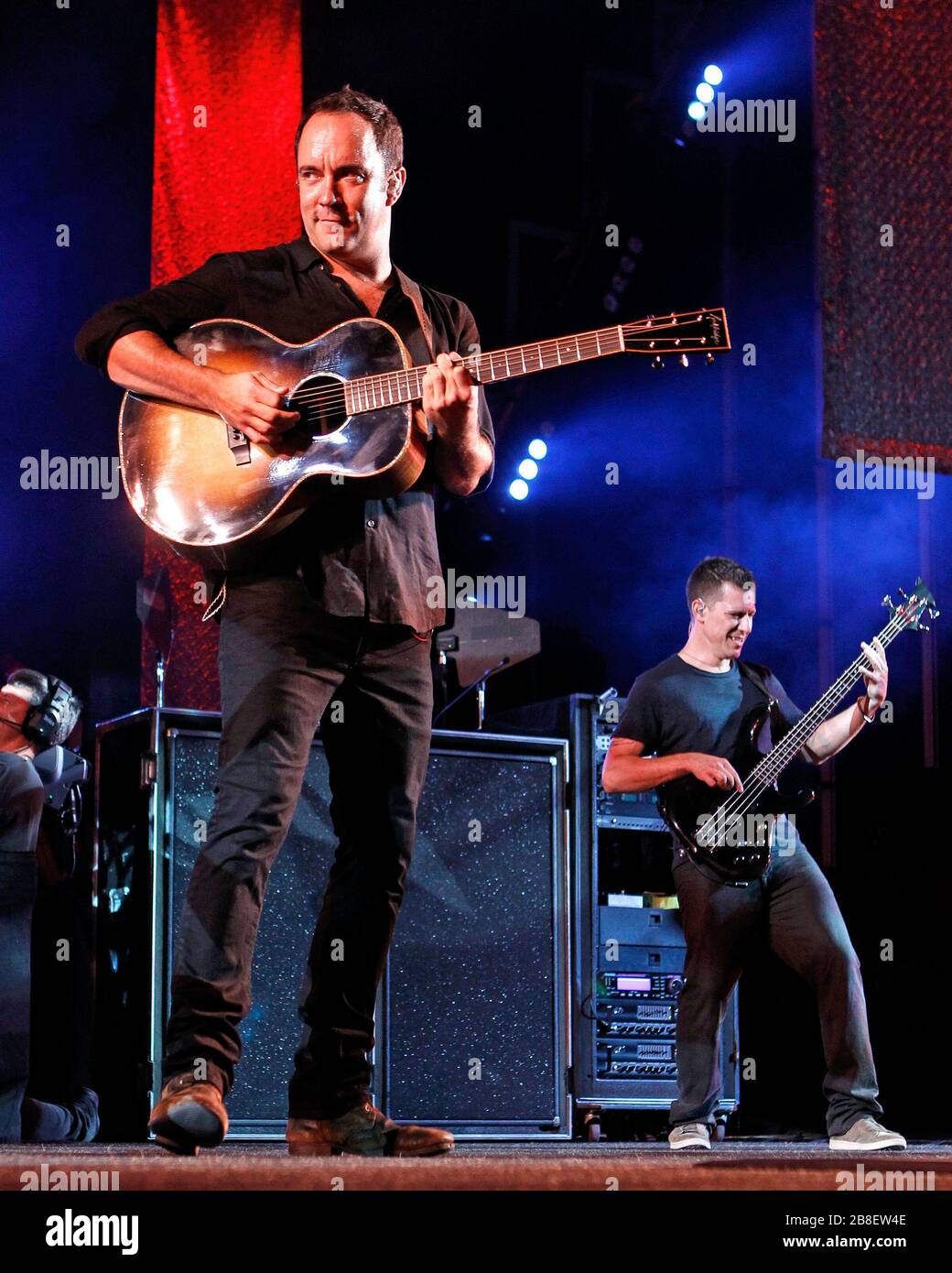 Dave Mattheson tritt im Cruzan Amphitheatre in West Palm Beach, Florida auf und verkauft zwei Nächte zurück zu Back. Stockfoto