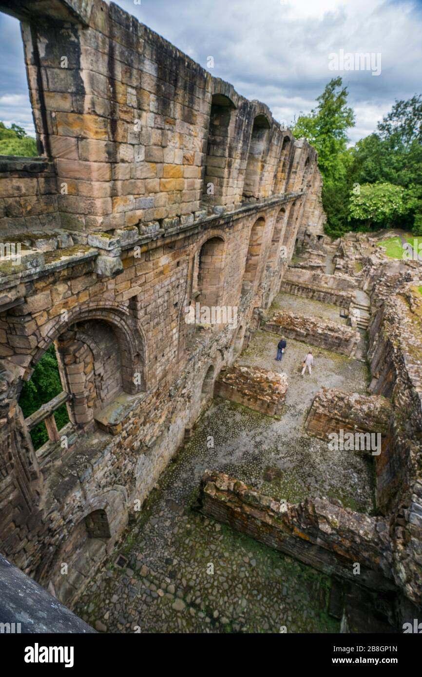Überblick über die Ruinen der Königlichen Baumschule des Königlichen Palastes und Klosters in der antiken Hauptstadt Dunfermline; Königreich Fife; Fife; Schottland; Großbritannien; Europa Stockfoto
