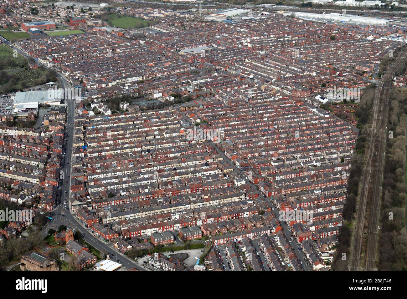 Luftbild des Wohnbaus in den Gebieten Toxteth & Sefton in Liverpool Stockfoto