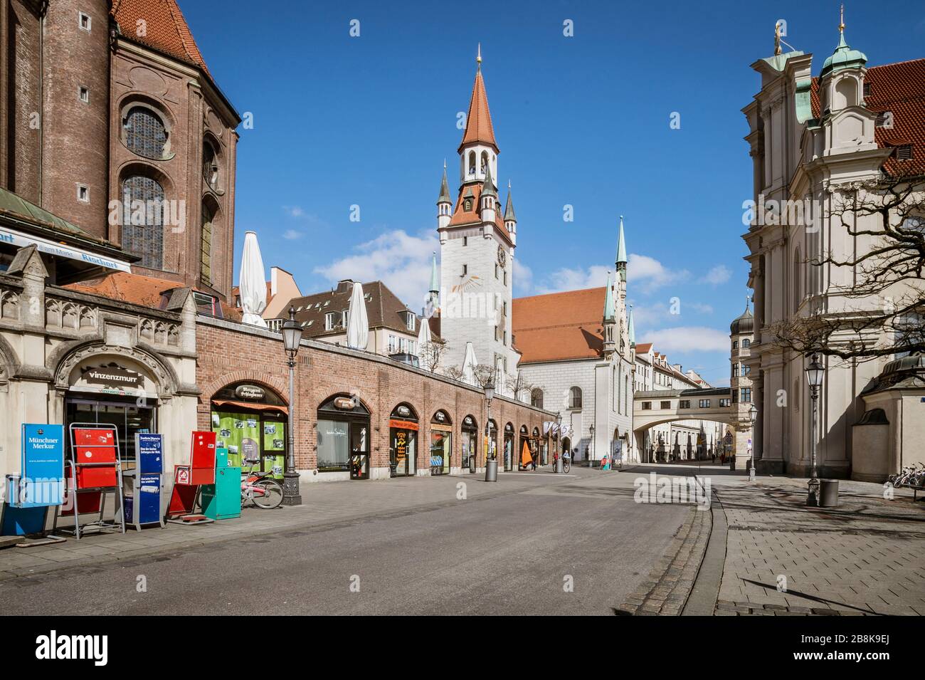 Bayern-München-Deutschland, 22. März 2020: Leere Straßen am Viktualienmarkt in München wegen Abschaltung wegen Corona-Virus Stockfoto