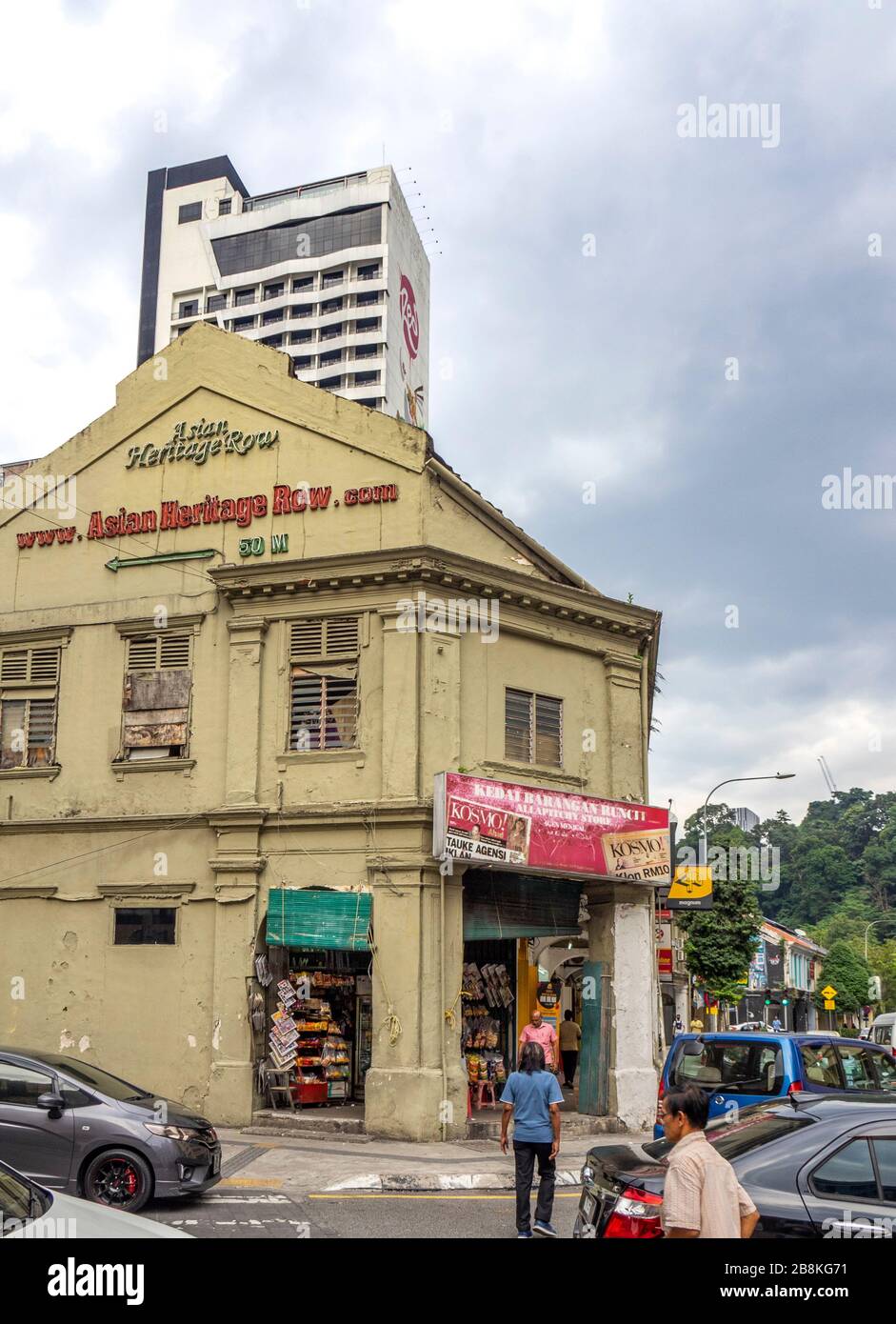 Allgemeine Ecke Shop Kreuzung von Jalan Doraisamy und Jalan Dang Wangi Kuala Lumpur Malaysia. Stockfoto