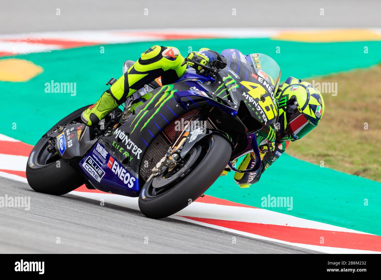 MONTMELO, SPANIEN - 14. JUNI: Valentino Rossi von Monster Energy Yamaha MotoGP während der kostenlosen MotoGP-Übung auf dem Circuit de Catalunya am 14. Juni 2019 in Stockfoto