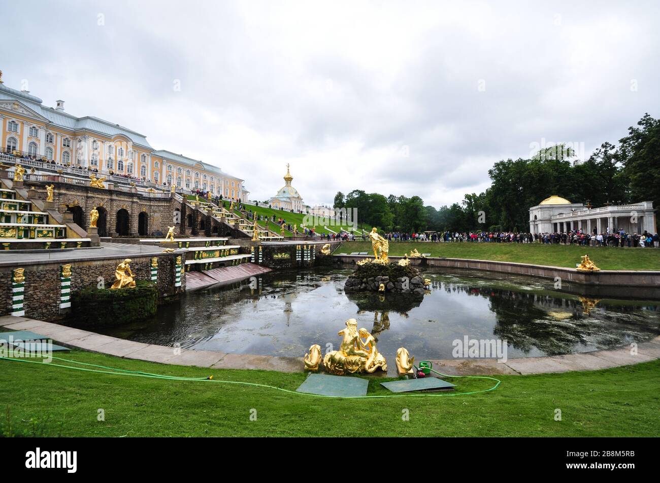 Das Schloss Peterhof Stockfoto