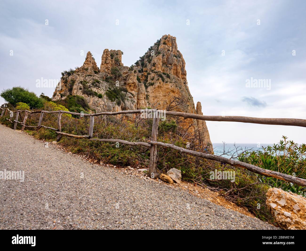 Kalkfelsen von Pedra Longa, Baunei, Sardinien, Italien Stockfoto