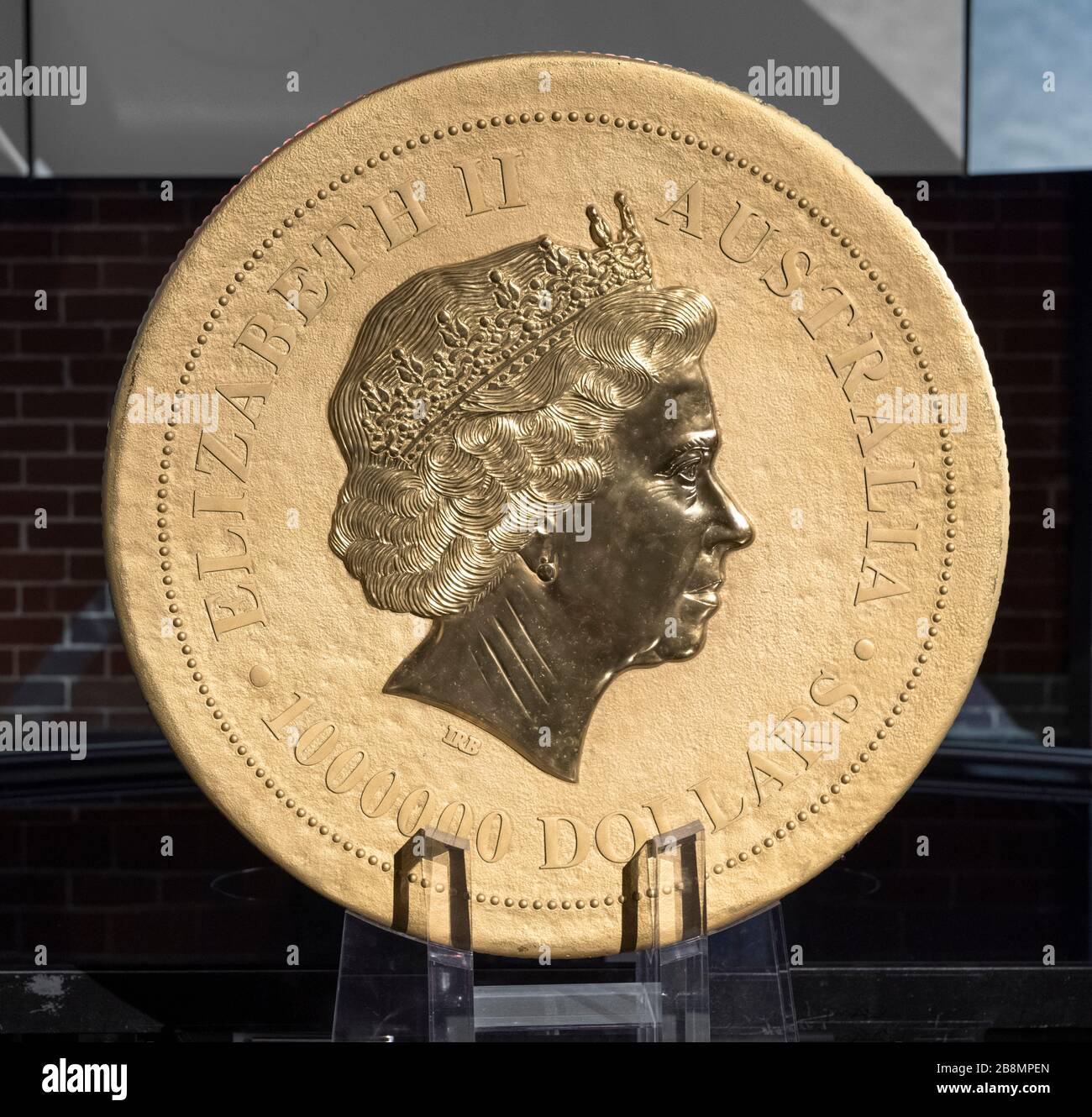 Die größte Goldmünze der Welt, das 1-Tonnen-australische Kangaroo, Perth Mint, Perth, Western Australia, Australien. Stockfoto