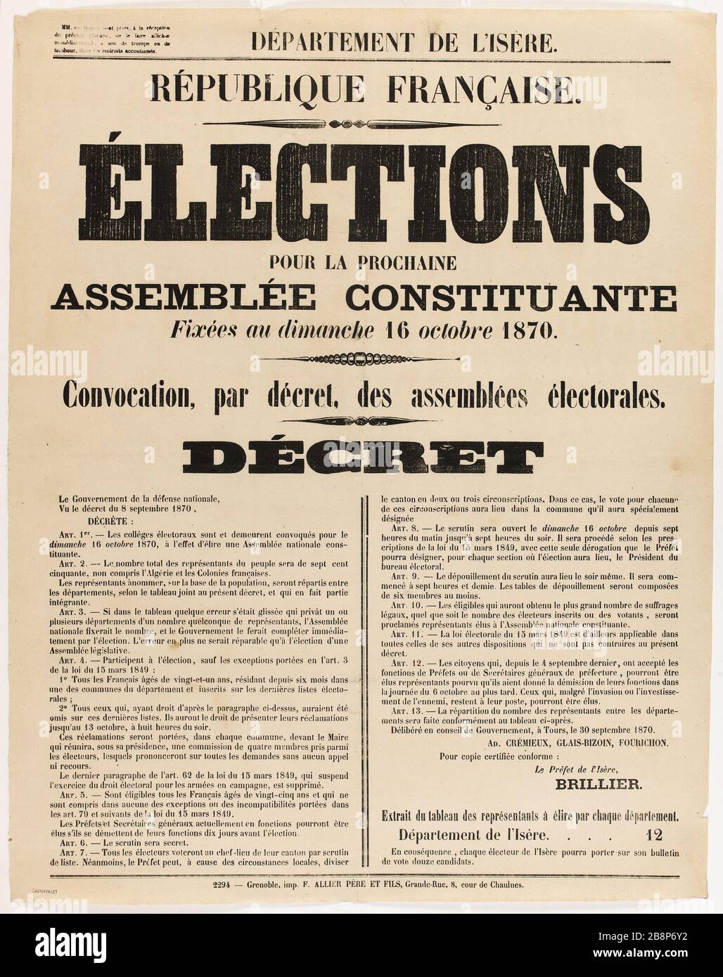 ABTEILUNG DER ISERE. FRANZÖSISCHE REPUBLIK. WAHLEN FÜR DIE NÄCHSTE KONSTITUIERENDE VERSAMMLUNG, festgelegt am Sonntag, 16. Oktober 1870. 'Département de l'Isère. République française. Wahlen pour la prochaine assemblée constituante, fixées au dimanche 16 octobre 1870'. F. Allier et fils, imprimeurs de la Préfecture. Typographie, 1870. Paris, musée Carnavalet. Stockfoto