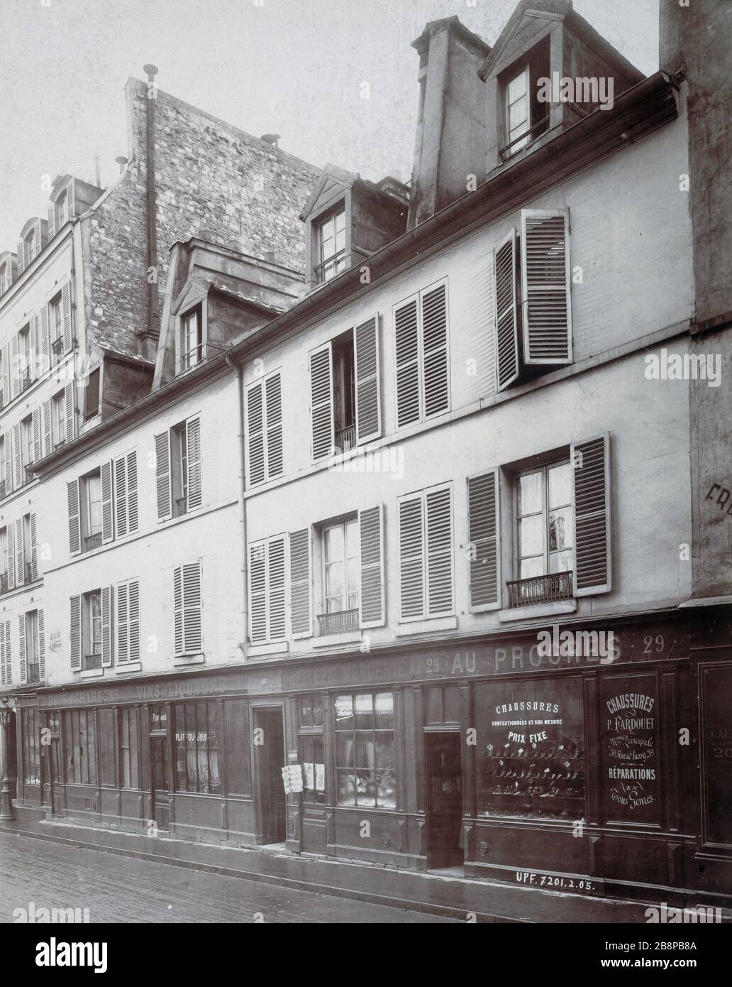 GEBÄUDE 29 RUE DU FAUBOURG SAINT-JACQUES Immeuble 29, Rue du Faubourg Saint-Jacques. Paris (XIVème arr.). Union Photographique Française, février 1905. Paris, musée Carnavalet. Stockfoto