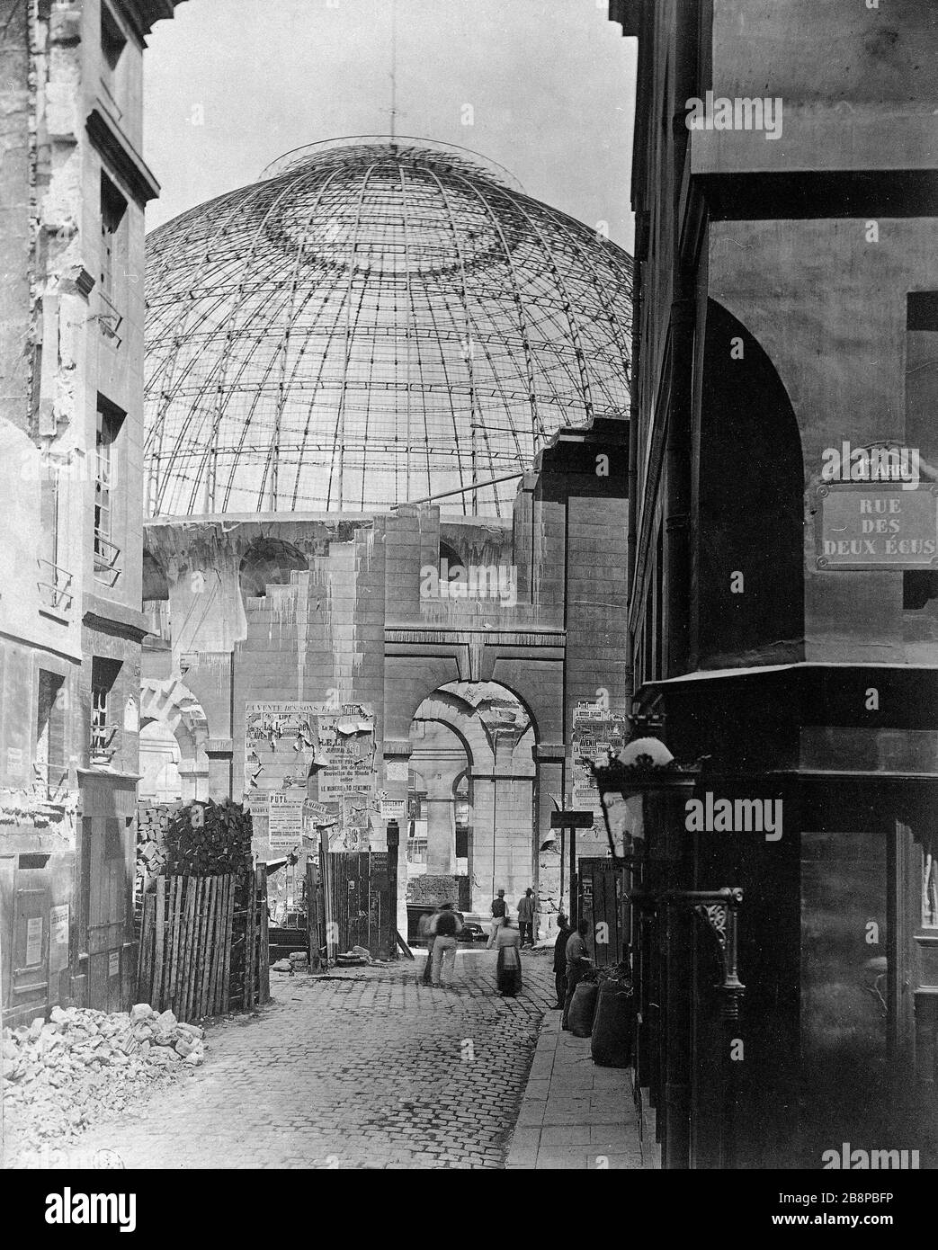 HALLE AU BLE Halle au blé. Photographie de Pierre Emonds. Paris, Ier arr., 26 Mai 1877. Paris, musée Carnavalet. Stockfoto