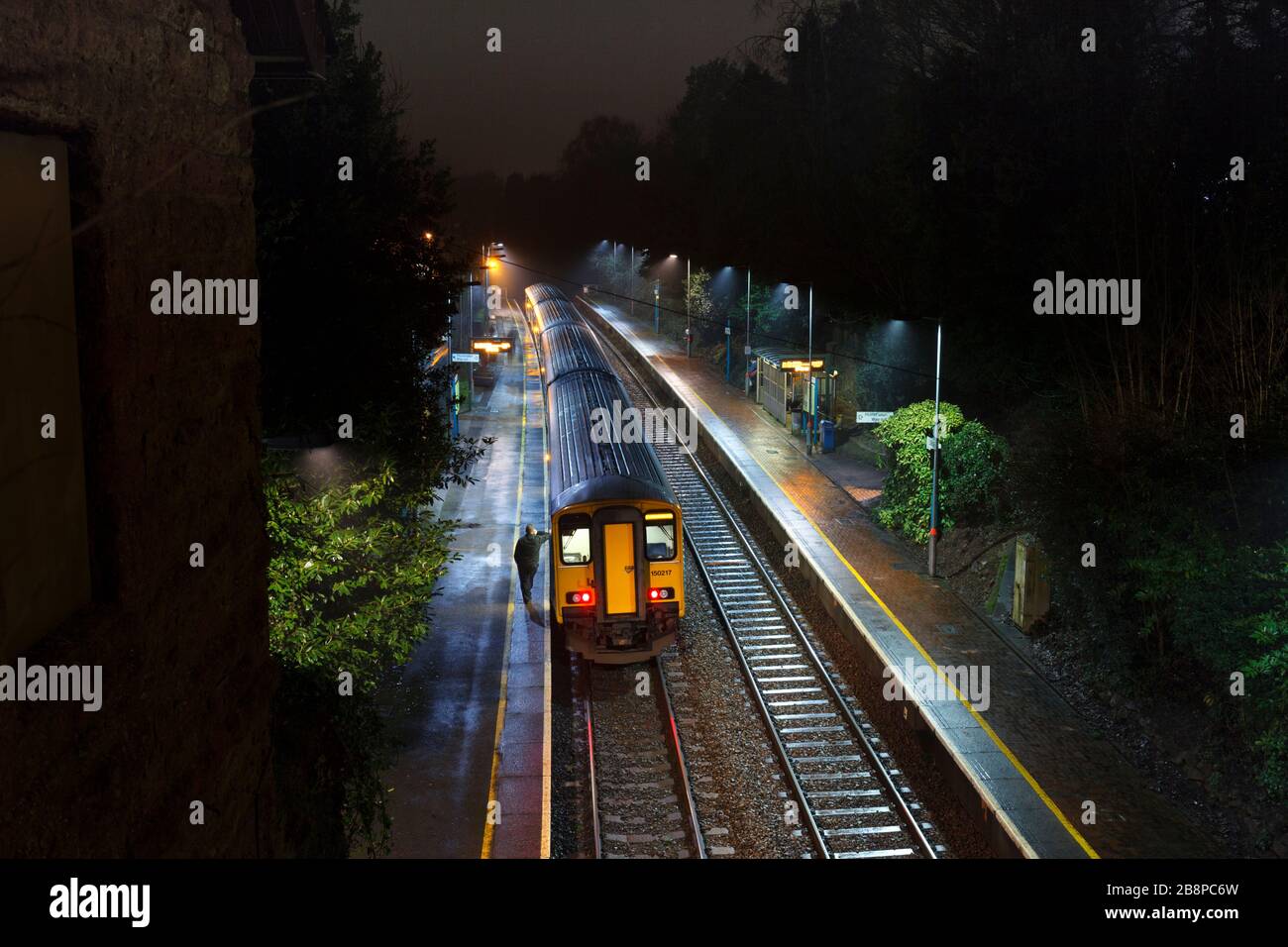 22/01/2020 Llanishen (Rhymney Valley Line, Cardiff) 1502xx + 150217 1746 Cardiff Central to Rhymney Stockfoto