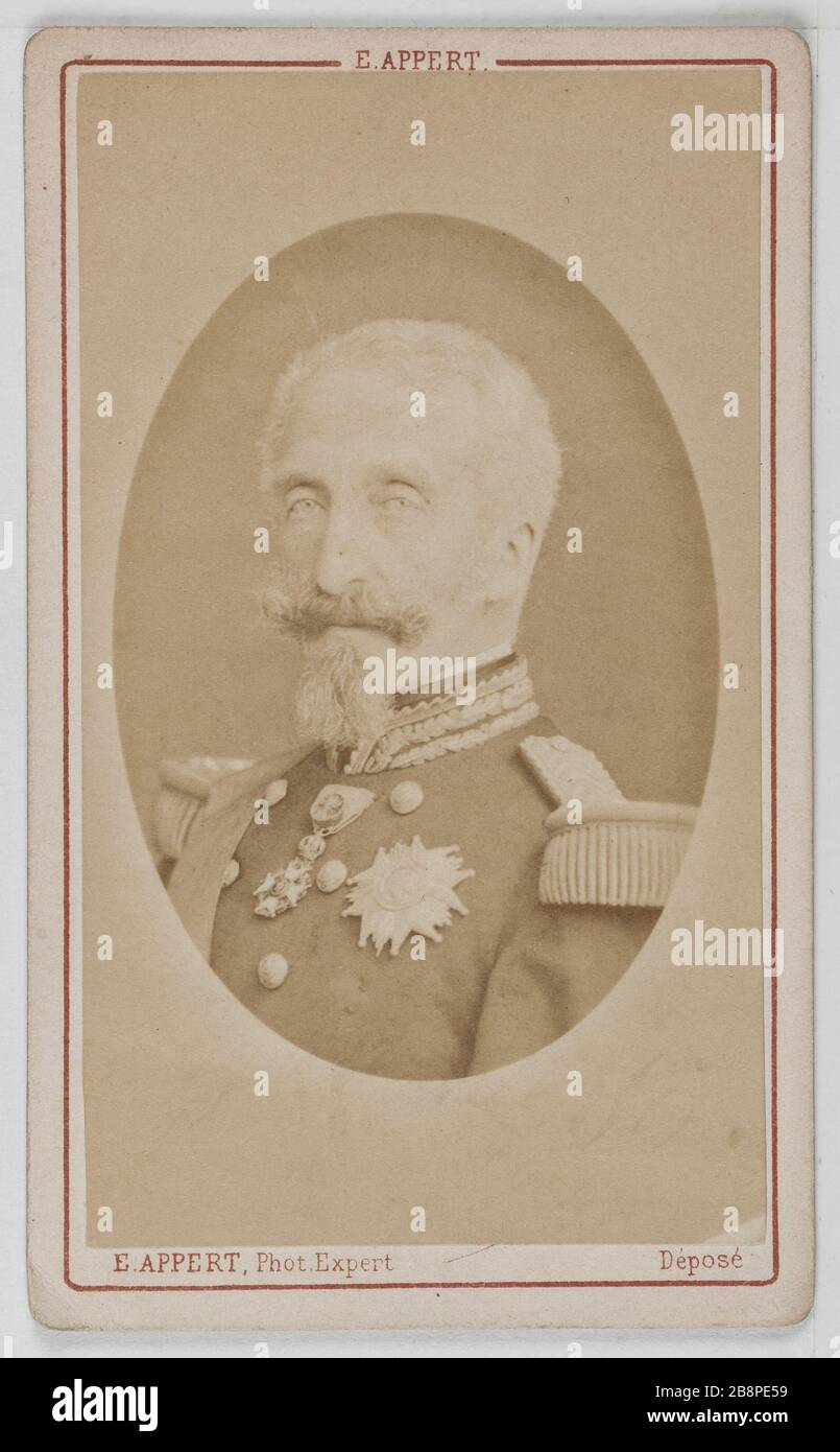 Porträt von Louis Charles von Orleans (1814-1896), Herzog von Nemours, zweiter Sohn von König Louis-Philippe und Oberstleutnant. Portrait de Louis Charles d'Orléans (1814-1896), duc de Nemours, deuxième fils du roi Louis-Philippe et Leutnant général. Photographie d'Ernest Charles Appert (1830-1890). Carte de visite. Tirage sur Papier Albuminé. 1860-1890. Paris, musée Carnavalet. Stockfoto