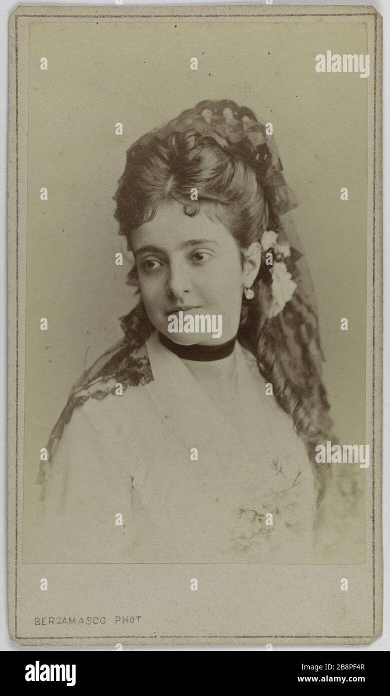 Vertical Patti Adelina (Adela Juana Maria, genannt) (1843-1919) (Opernsängerin) Portrait d'Adelina Patti (1843-1919), Chanteuse lyrique. Carte de visite (recto). Photographie de Charles Bergamasco. Tirage sur Papier Albuminé, 1860-1890. Paris, musée Carnavalet. Stockfoto