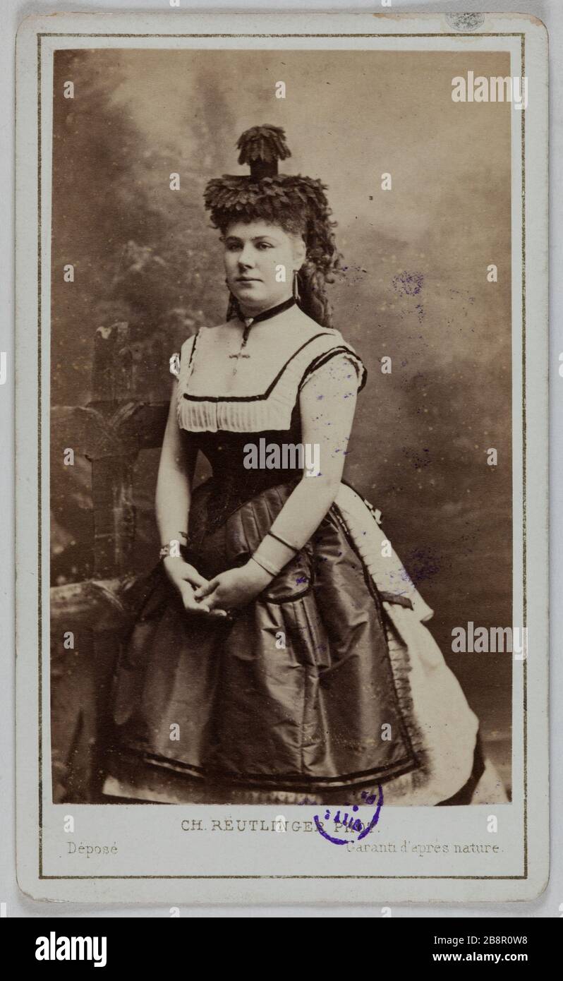 Porträt von Julia Baron (geborene Jenny Boudin), (gegen 186-1880), (Schauspielerin) Charles Reutlinger (1816-1880). Portrait de Julia Baron (geborene Jenny Boudin), (vers 1836-2), (actrice). Carte de visite (recto). Tirage sur Papier Albuminé. 1869-1869. Paris, musée Carnavalet. Stockfoto