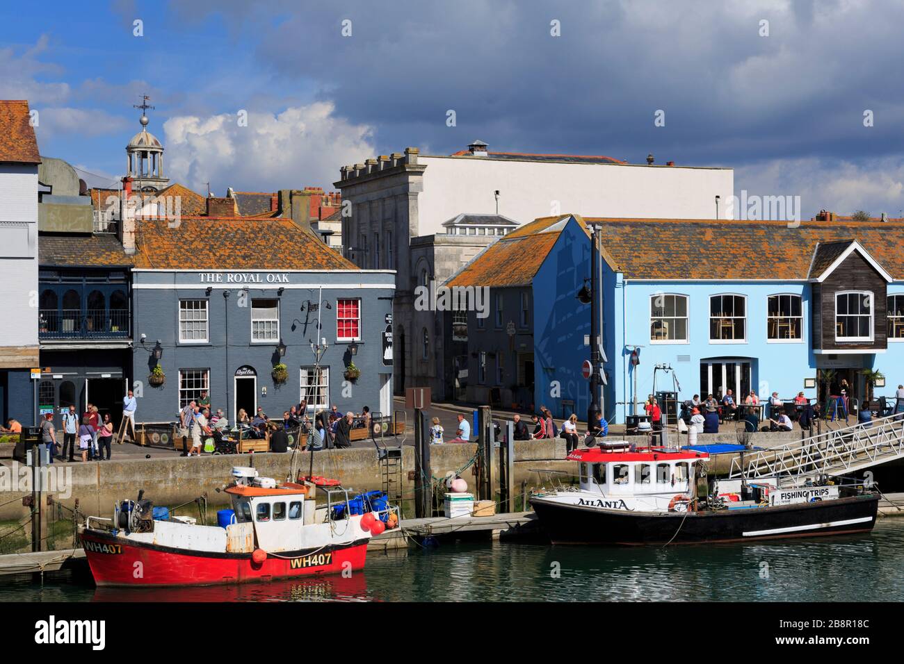 Pubs, Custom House Quay, Weymouth, Dorset, England, Großbritannien