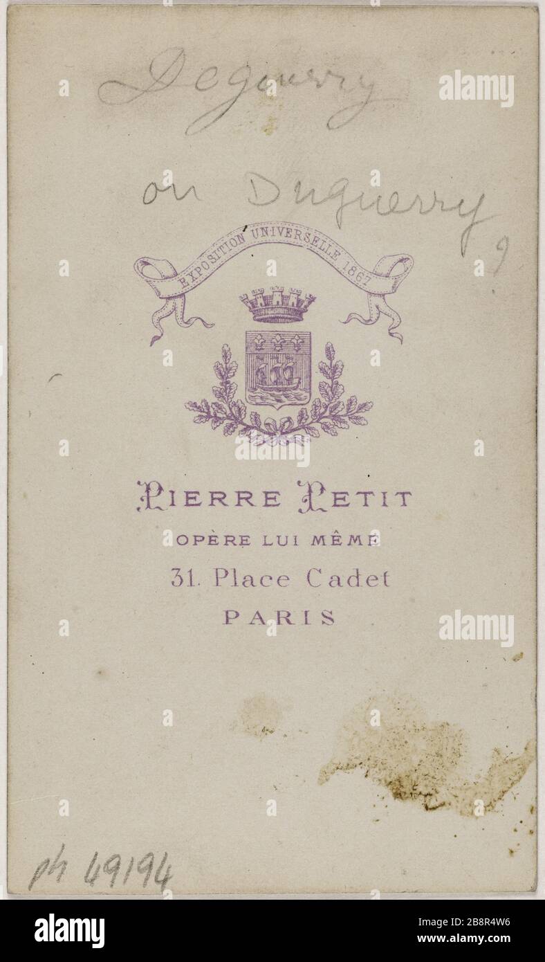 Porträt von Pater Jean Gaspard Degurry (1791-1871), (Priester der Madeleine) Portrait de l'Abbé Jean Gaspard Deguerry (1791-1871), curé de la Madeleine. Carte de visite (verso). Tirage sur Papier Albuminé. 1871. Photographie de Pierre Petit (dit Pierre Lanith Petit-1831-1909). Paris, musée Carnavalet. Stockfoto