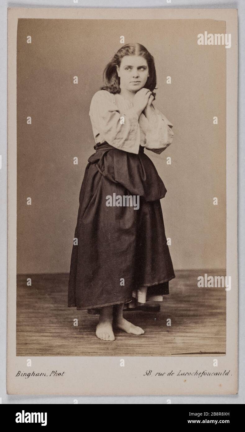 Portrait von Célestine Galli-Marié (geboren verheiratet mit Galli), (1840-1905), (Opernsängerin) Portrait de Célestine Galli-Marié (geborene Marié, épouse Galli), (1840-1905), Chanteuse lyrique. Photographie de Robert Jefferson Bingham (1824-1870). Carte de visite (recto). Tirage sur Papier Albuminé. 1865-1866. Paris, musée Carnavalet. Stockfoto