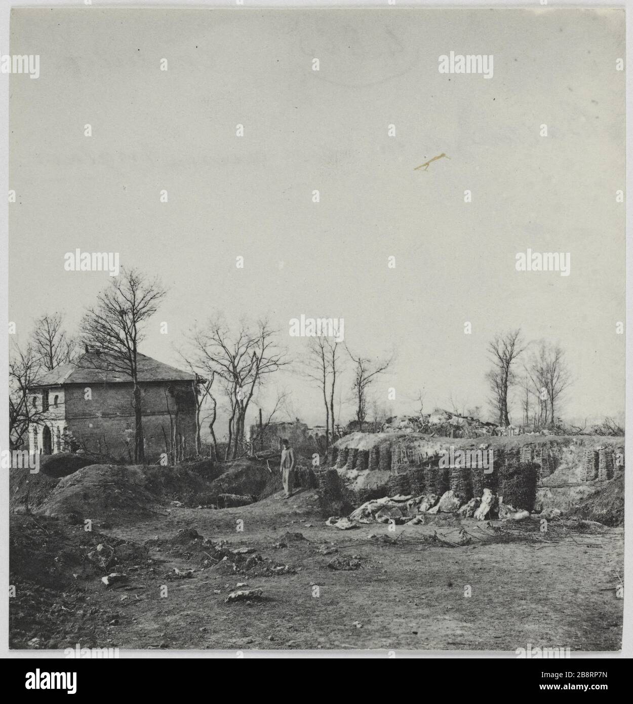 Chatillon. / Batterieturm in die englische Sprache. Batterie des Turmes ins Englische, Chatillon. La Commune de Paris. Batterie de la Tour aux Anglais. Châtillon (Hauts-de-seine). Photographie d'Hippolyte Blancard (1843-1924). Tirage au platine (recto). 1870-1871. Paris, musée Carnavalet. Stockfoto