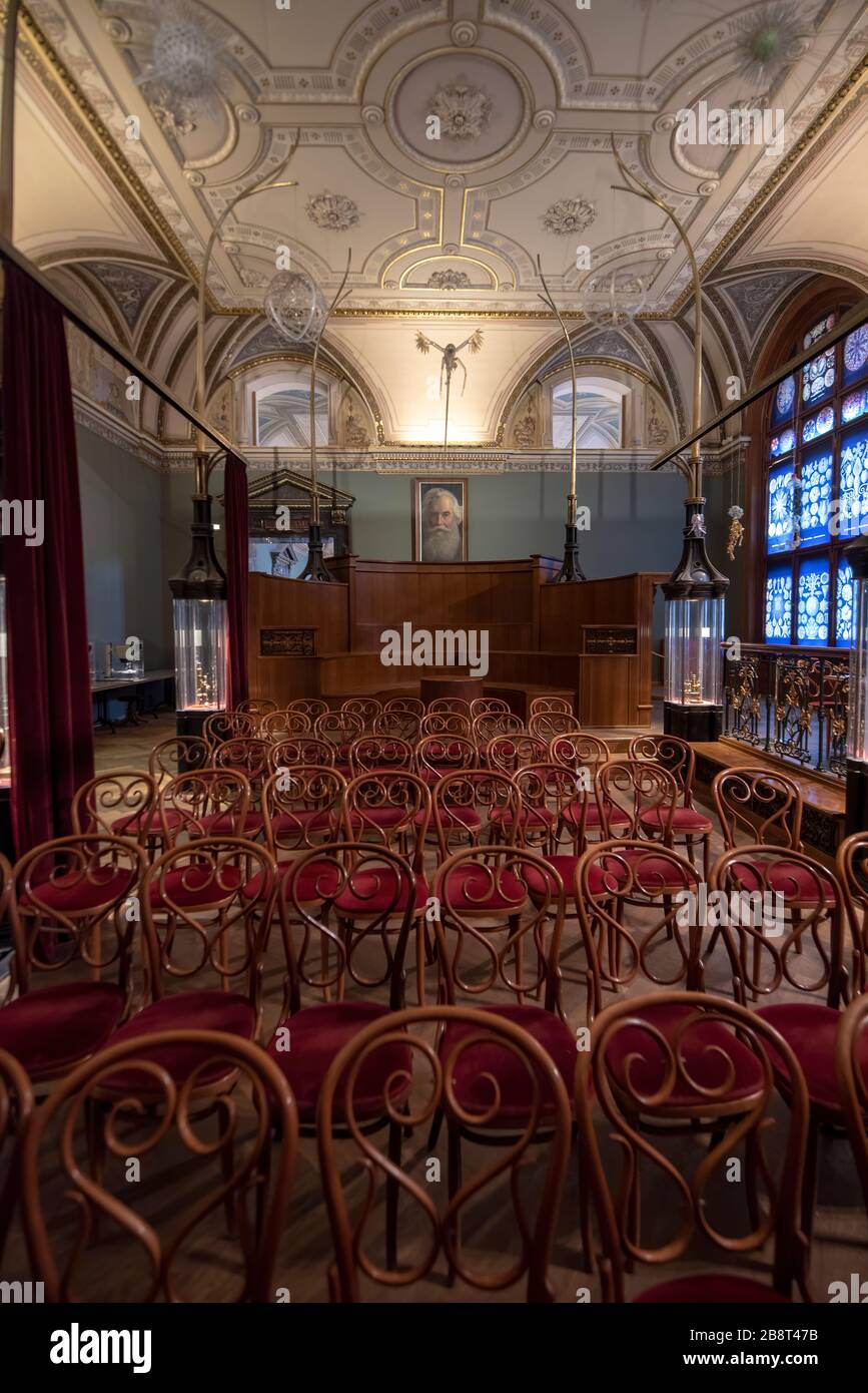 Wien, Österreich - Innere des Naturhistorischen Museums (Naturhistorisches Museum). Das Größte Und Älteste Museum In Wien Stockfoto