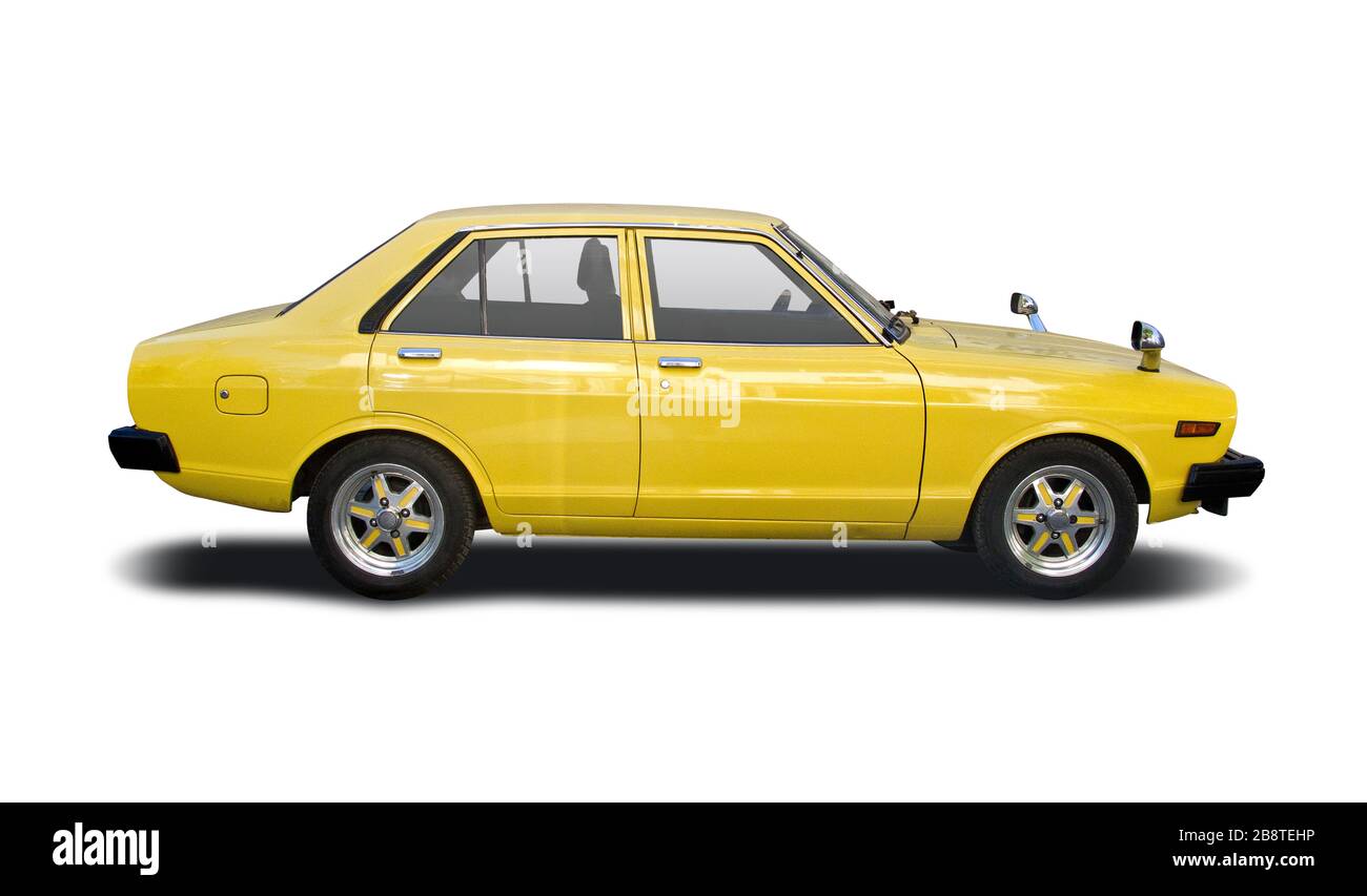 Klassischer japanischer Familienwagen isoliert auf Weiß Stockfoto