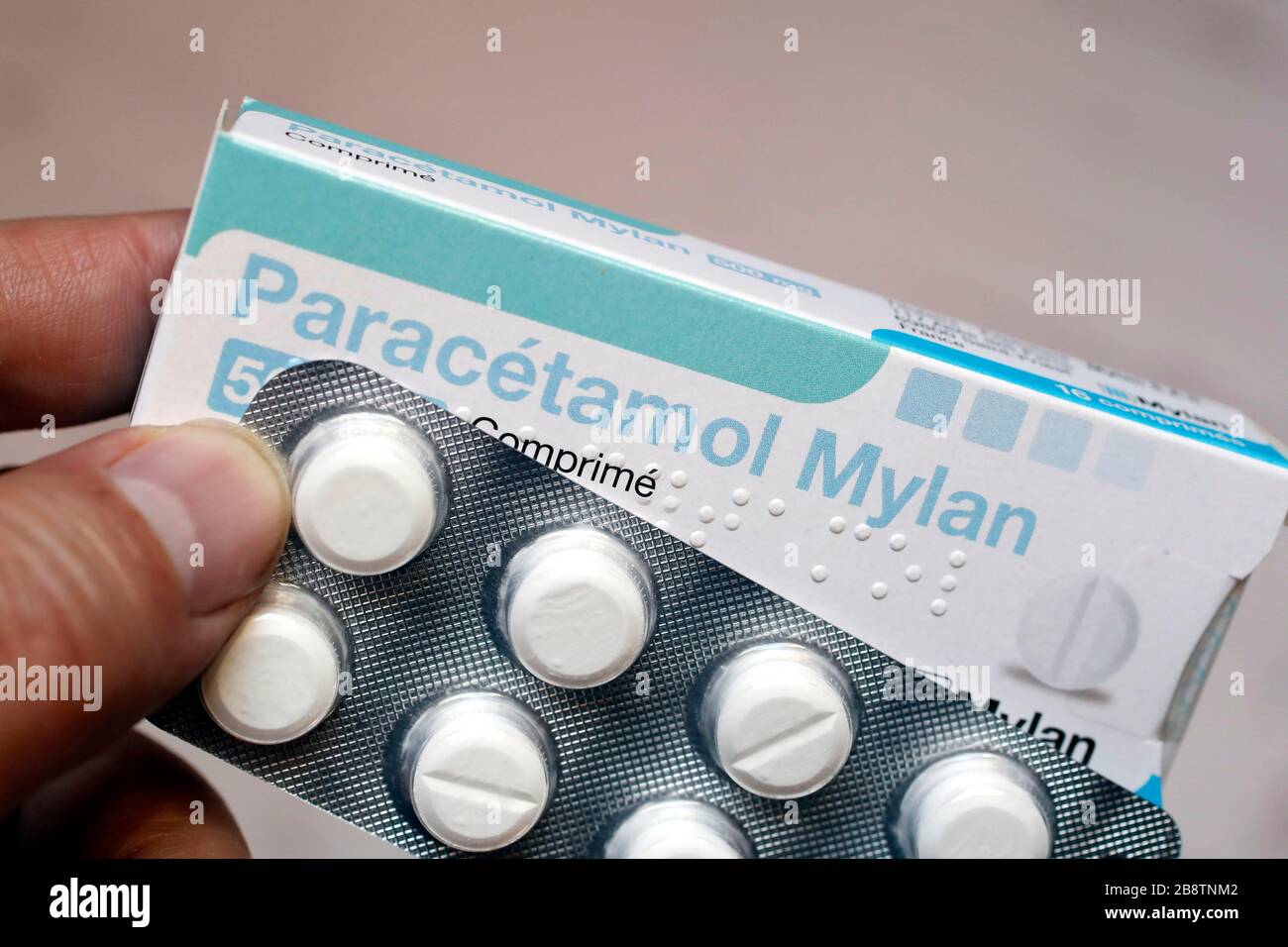 Paracetamol riet, die Symptome von Coronavirius (COVID-19) zu behandeln. Frankreich. Stockfoto