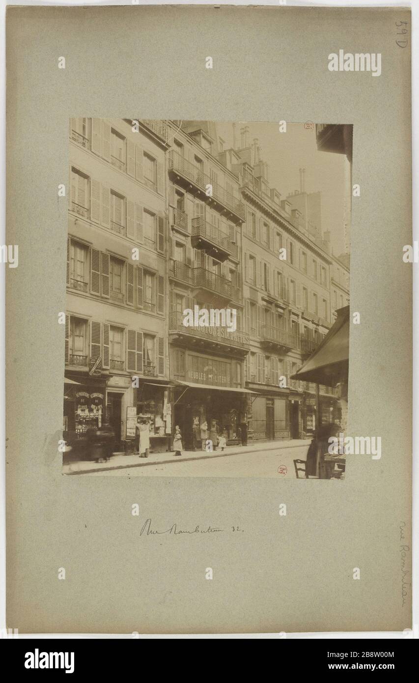 Rue Rambuteau 32. Möbelhaus, 32 rue Rambuteau, 4. Bezirk, Paris. Le Marais. Magasin de meubles, 32 rue Rambuteau, Paris (IVème arr.). Photographie anonyme. Paris, musée Carnavalet. Stockfoto