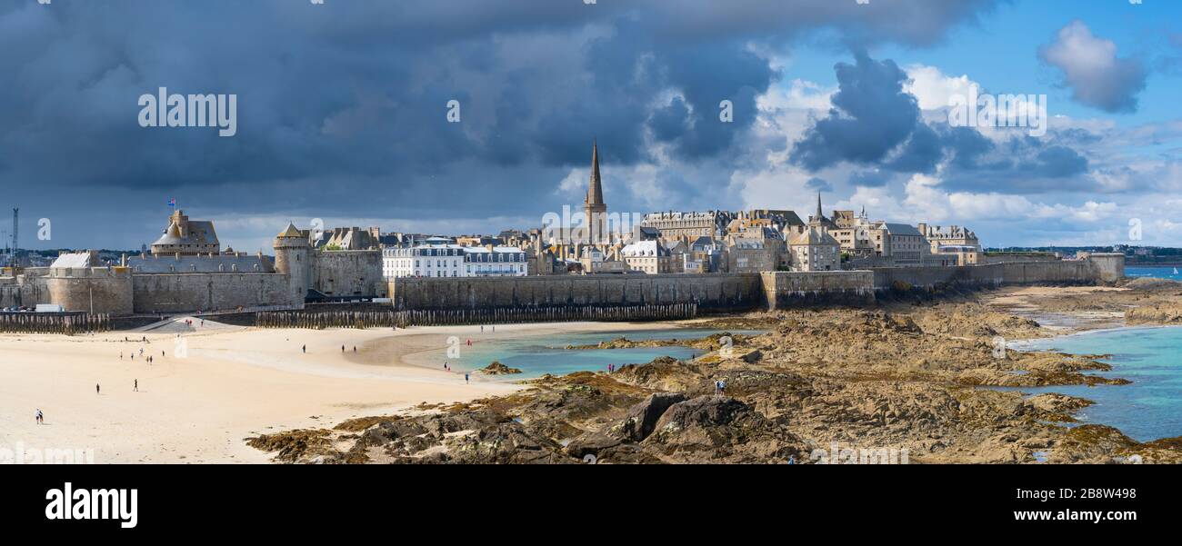 Französische Bretagne, Panoramaaussicht auf Saint Malo Stockfoto