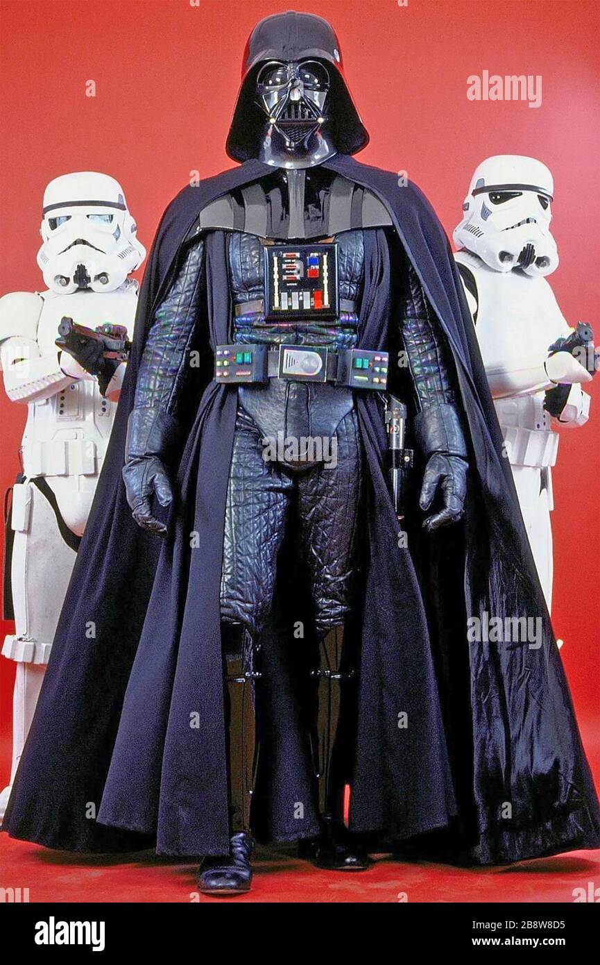 DAS EMPIRE SCHLÄGT 1980 Lucasfilm/20th Century Fox Produktion mit David Prowse als Darth Vader ZURÜCK Stockfoto