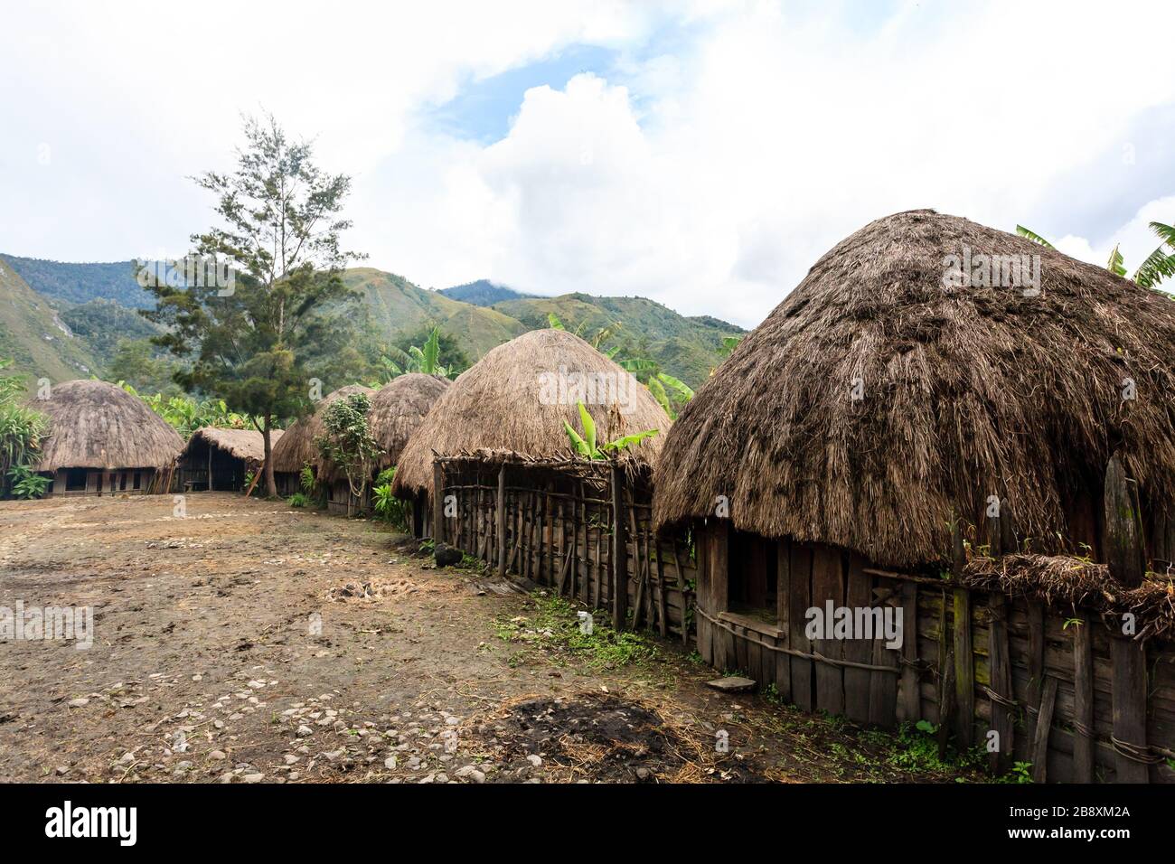 Traditionelles Dorf Dani in Papua-Neuguinea, Wamena, Indonesien. Stockfoto