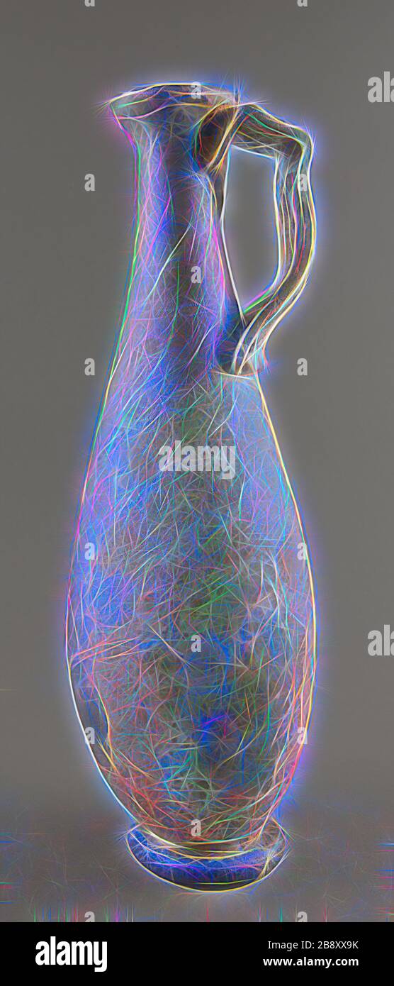Pitcher, 1./5. Jahrhundert n. Chr., Roman, Levant oder Syrien, Syrien, Glas, geblasene Technik, 33,7 × 10,8 × 10,8 cm (13 1/4 × 4 1/4 × 4 1/4 Zoll), von Gibon neu vorgestellt, Design von warmfröhlichem Leuchten von Helligkeit und Lichtstrahlen. Klassische Kunst mit moderner Note neu erfunden. Fotografie, inspiriert vom Futurismus, die dynamische Energie moderner Technologie, Bewegung, Geschwindigkeit und Kultur revolutionieren. Stockfoto