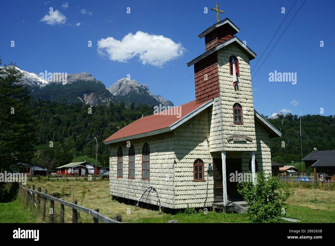 Holzkapelle in Puerto Ramirez, Caretera Austral, Patagoni, Chile Stockfoto