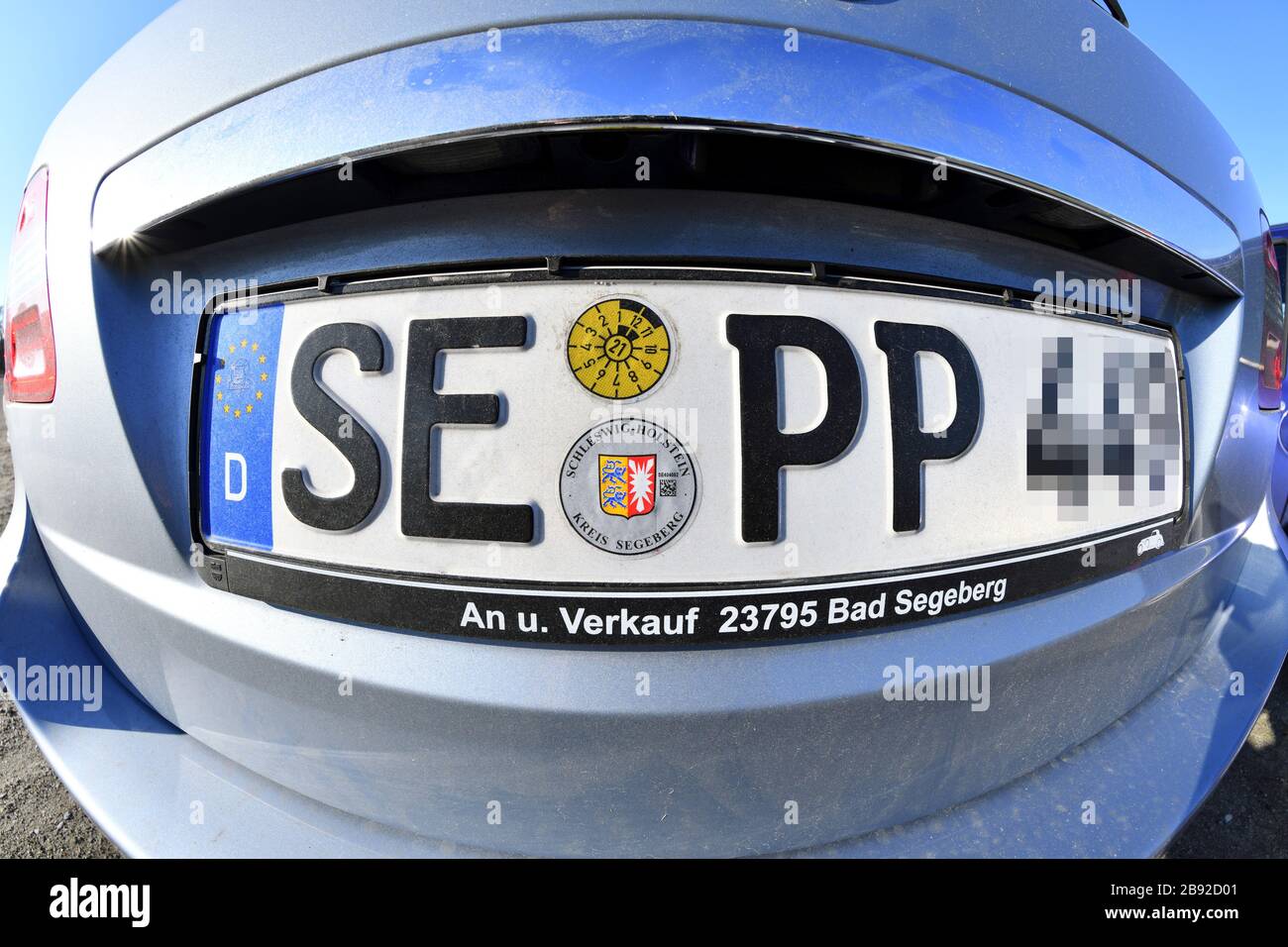 Die Autoregistrierung bildet das Wort Sepp, Autokennzeichen bildet das Wort Sepp Stockfoto