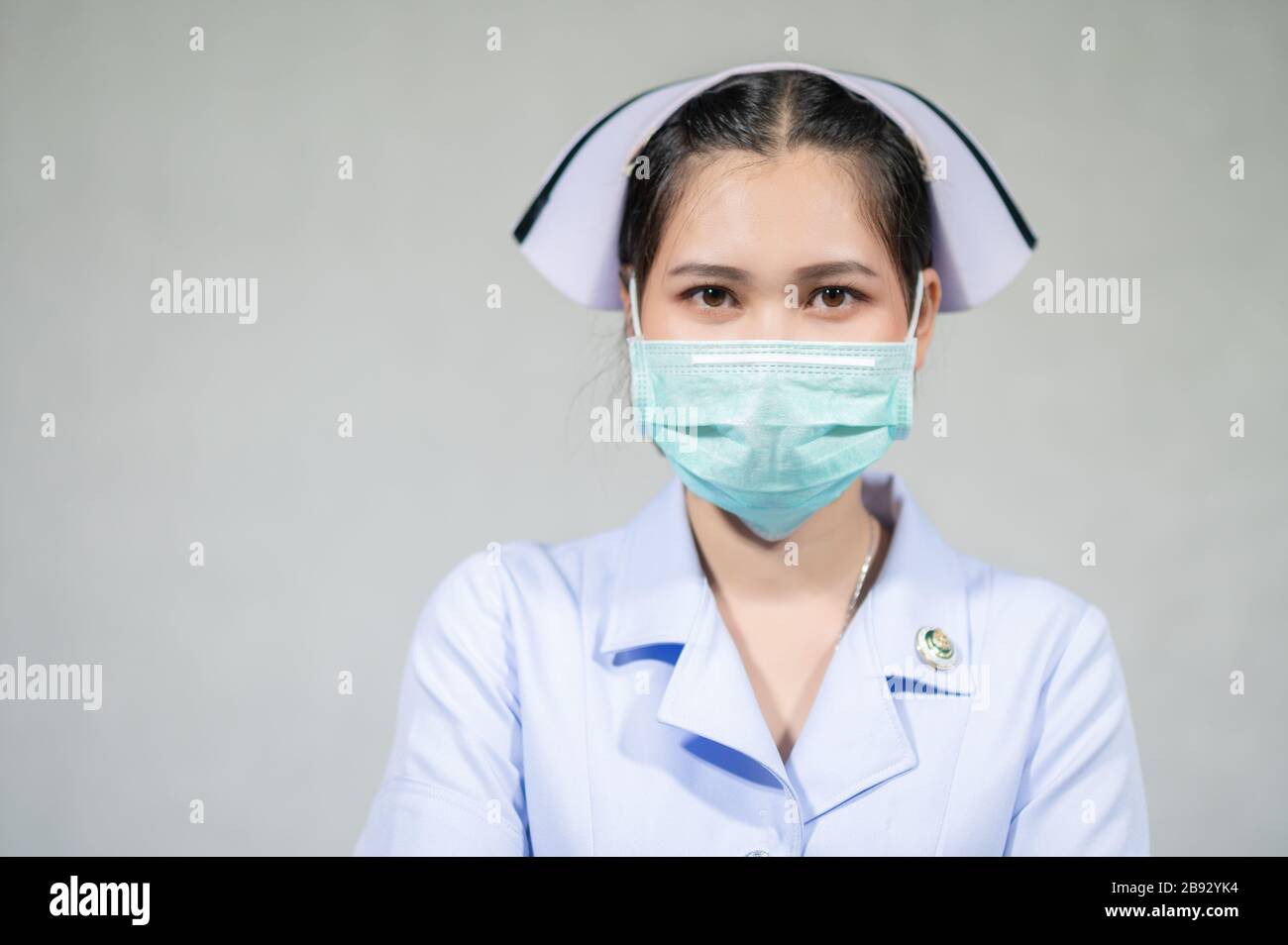 Krankenschwestern tragen Masken zum Schutz vor Coronavirus Kovid19 Stockfoto