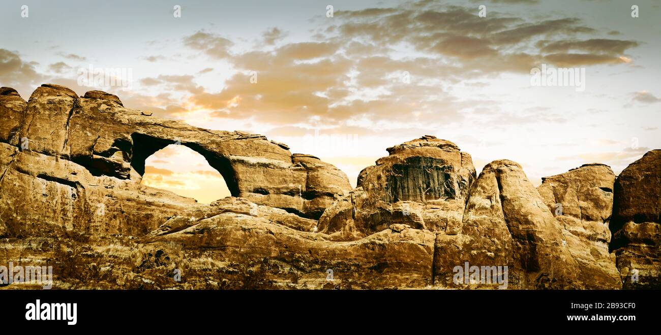 Erodierten Felsformationen in einer ländlichen Landschaft. Stockfoto