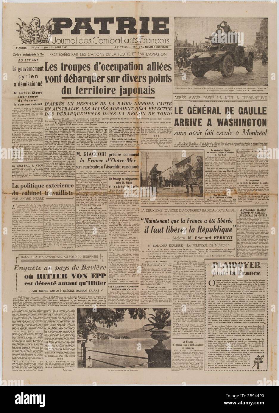 Journal 'Vaterland. Journal of Combatants French" vom 23. August 1945 Journal "Patrie. Journal des Combattants Français' du 23 août 1945. Papierimprimé, 1945. Musée du Général Leclerc de Hauteclocque et de la Libération de Paris, musée Jean Moulin. Stockfoto