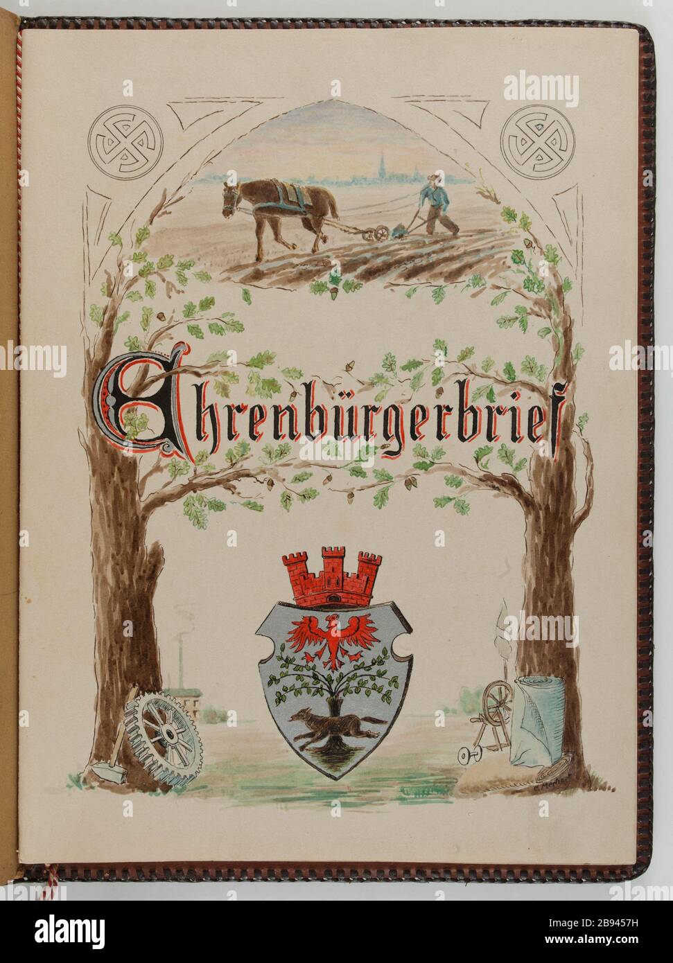 Ehrenbürgerbrief der Stadt Pritzwalf Hitler Anonyme. Ehrenbürgerbrief accordée par la ville de Pritzwalf à Hitler. Papier, Encre, cuir, métal. 1934. Musée du Général Leclerc de Hauteclocque et de la Libération de Paris, musée Jean Moulin. Stockfoto