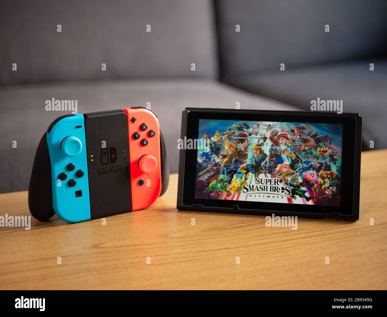 Großbritannien, März 2020: Nintendo Switch Super Smash bros Game Stockfoto