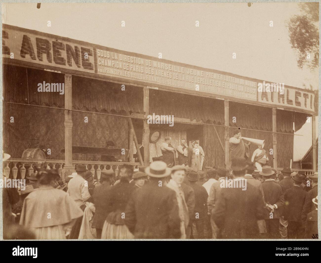 MARSEILLE YOUNG ONE RINGER WELTMEISTER IN PARIS 'Marseille jeune Premier lutteur du monde, Champion de Paris'. Photographie d'Eugène Atget (1857-1927). Paris, musée Carnavalet. Stockfoto