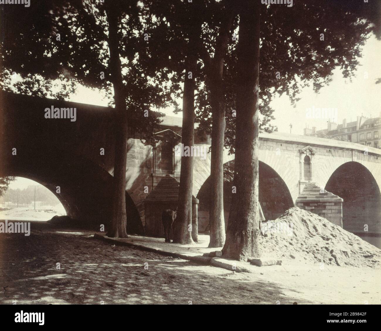 HAFENSTADT UND MARIENBRÜCKE Port de l'Hôtel de Ville et Pont Marie. Paris (IVème-Bezirk). Photographie d'Eugène Atget (1857-1927). Paris, musée Carnavalet. Stockfoto