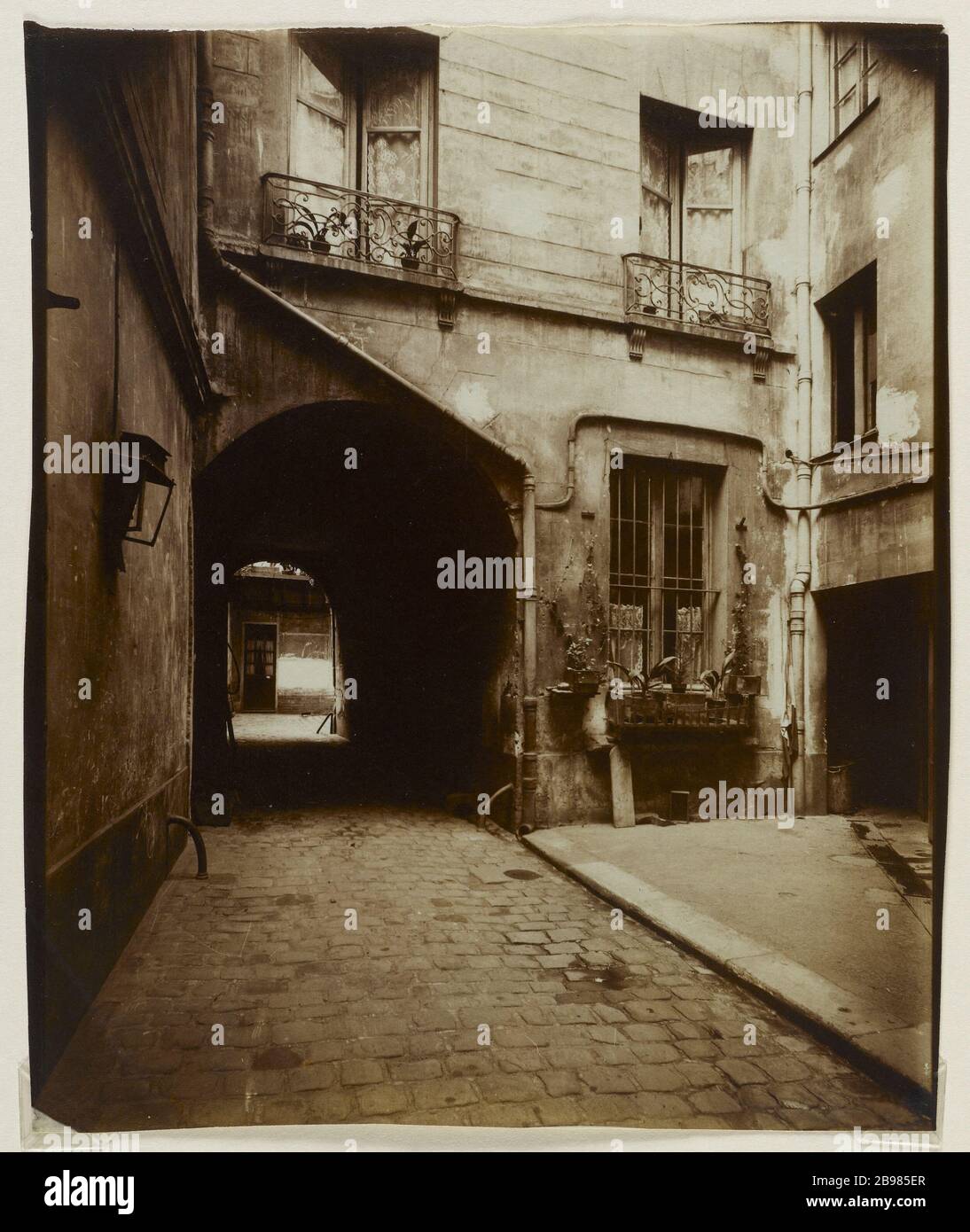 4 RUE MASSILLON. VIERTEL, PARIS 4 rue Massillon. Paris (IVème arr.), 1923. Photographie d'Eugène Atget (1857-1927). Paris, musée Carnavalet. Stockfoto