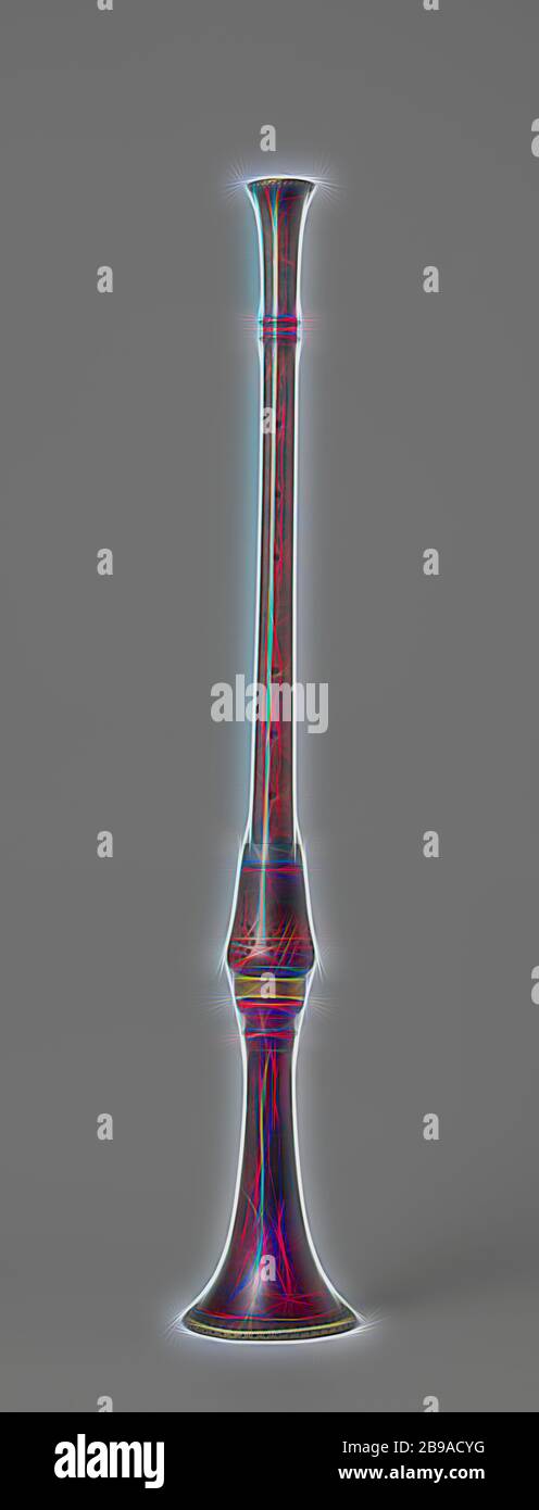 Shawm Sopran Duytse Schalmey, Sopran Duytse Schalmey, braunes Holz, Messingkanten., Richard Haka, Amsterdam, c. 1680, Buchsbaum (Hartholz), Messing (Legierung), Silber (Metall), L 619.3 mm d 90 mm, neu gestaltet von Gibon, Design von warmen fröhlichen Leuchten von Helligkeit und Lichtstrahlen Ausstrahlung. Klassische Kunst neu erfunden mit einem modernen Twist. Fotografie inspiriert von Futurismus, umarmt dynamische Energie der modernen Technologie, Bewegung, Geschwindigkeit und Kultur revolutionieren. Stockfoto