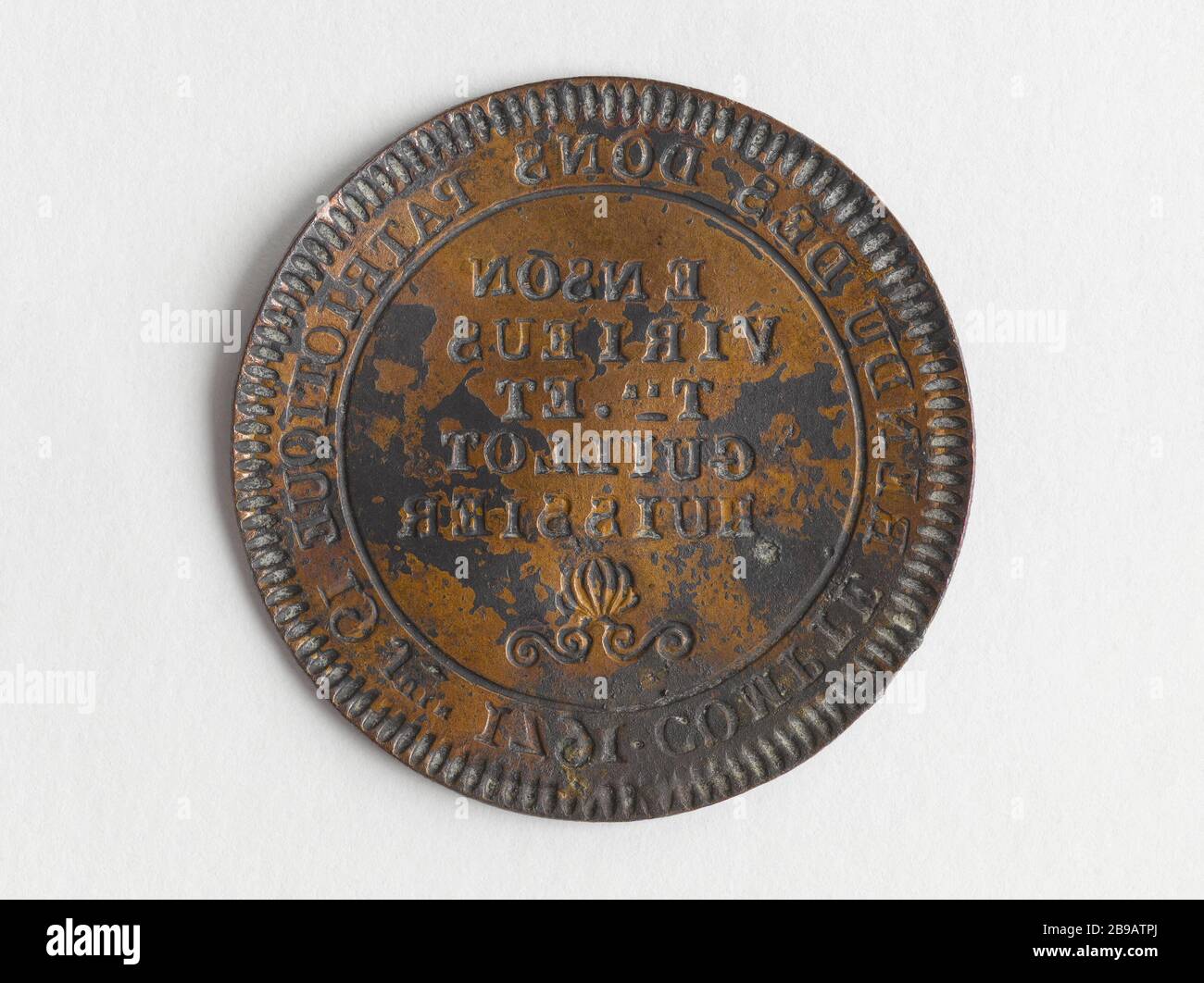 AUFZEICHNUNG PATRIOTISCHER GESCHENKE, 19 JUIN, IONYME VON IKONA. "Compte rendu des dons patriotiques, 19 juin. Cuivre repoussé. Jahrhunderts. Paris, musée Carnavalet. Stockfoto