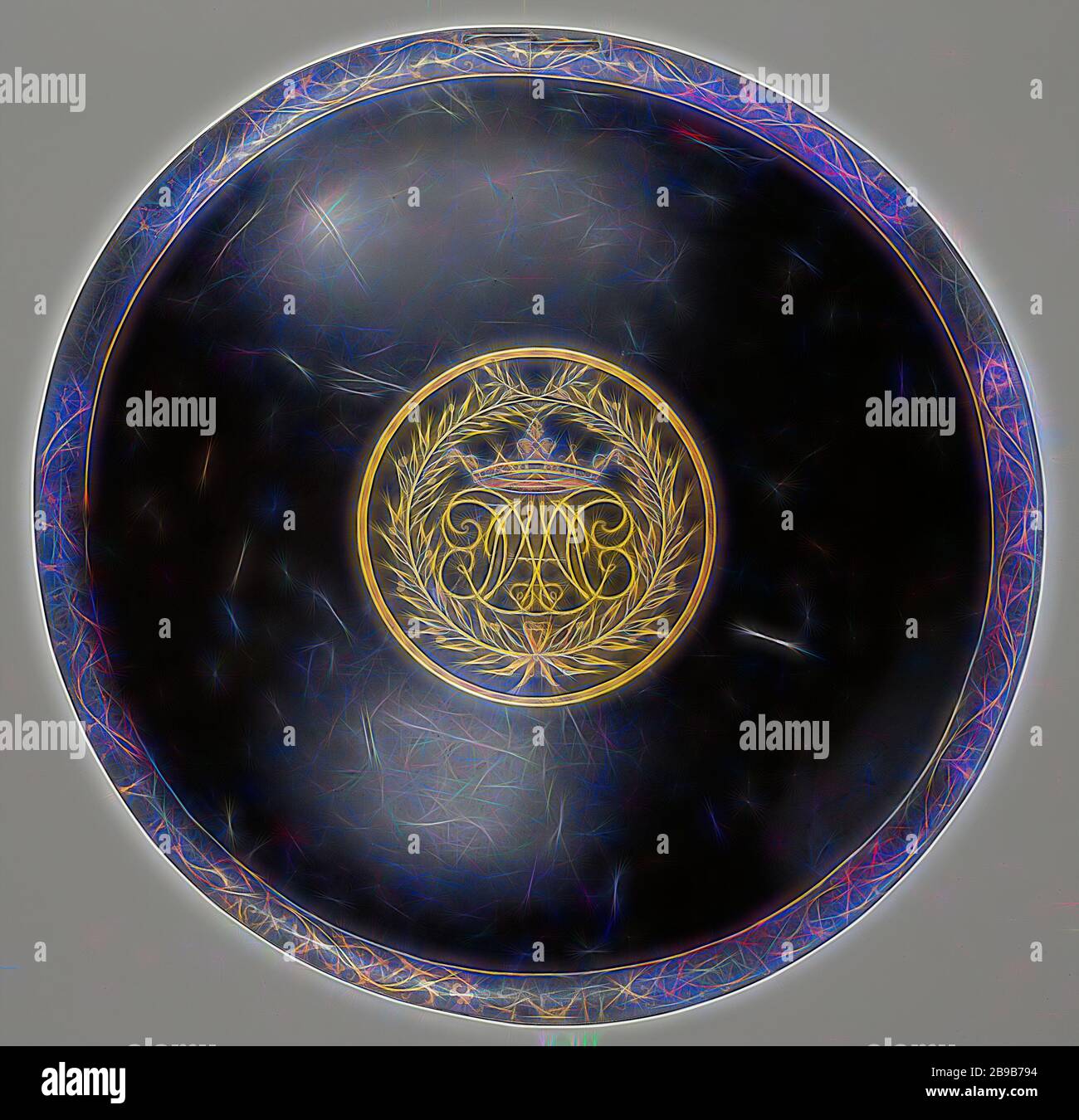 Lackschild, runder schwarz lackierter Schild mit vergoldetem Dekor: Blumenranken entlang der Außenkante und in der Mitte bekrönte Initialen in einem Kreis, in dem zwei sich zueinander biegende, unten mit einem Bogen gefesselte Äste. Aufschrift: Mitte, I V L (?), Johannes van Leenen, Abfahrt der niederländischen Ostindien-Gesellschaft, anonym, Japan, c 1700, Leder, Lack (Beschichtung), Vergoldung (Material), Vergoldung, d 56,6 cm × h 8,0 cm × t 0,4 cm, von Gibon neu vorgestellt, Design von warmem, fröhlichem Leuchten von Helligkeit und Lichtstrahlen. Klassische Kunst mit moderner Note neu erfunden. Vom Futurismus inspirierte Fotografie Stockfoto