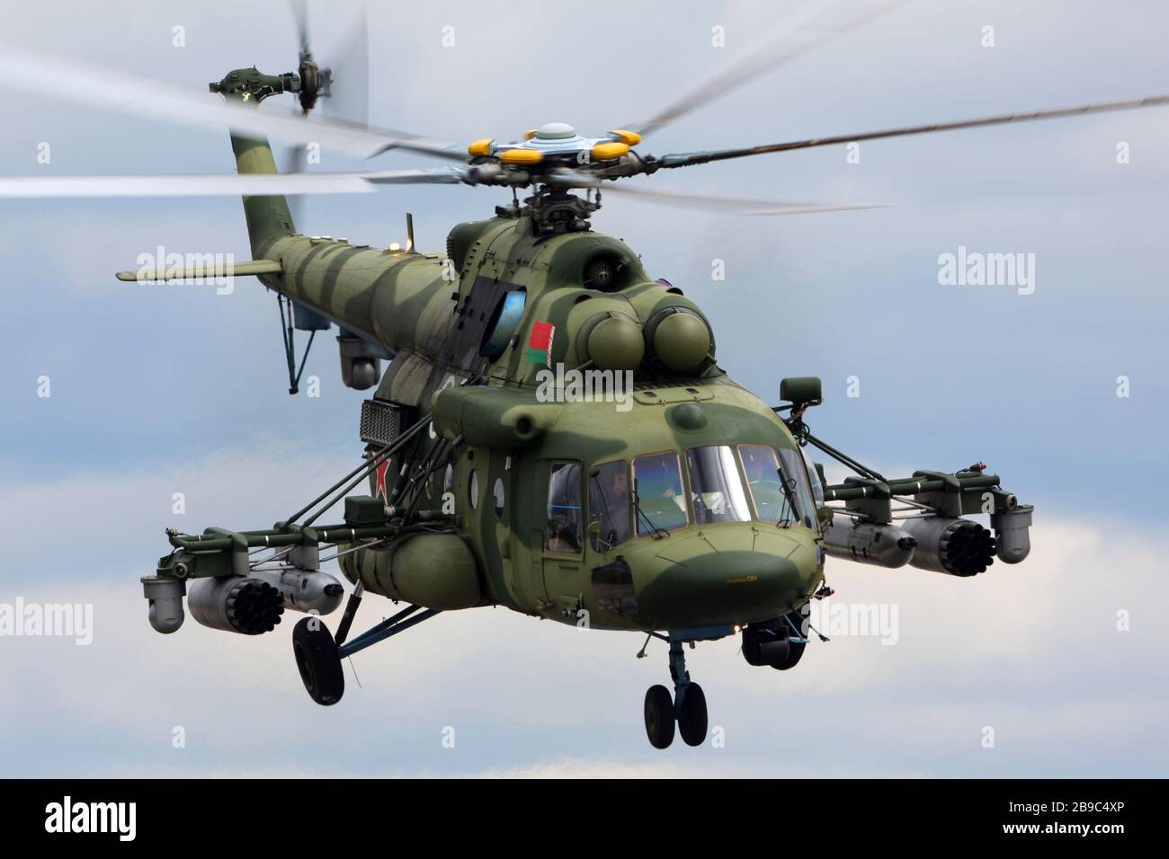 MIL Mi-8MTV-5 Militärhubschrauber der weißrussischen Luftwaffe. Stockfoto